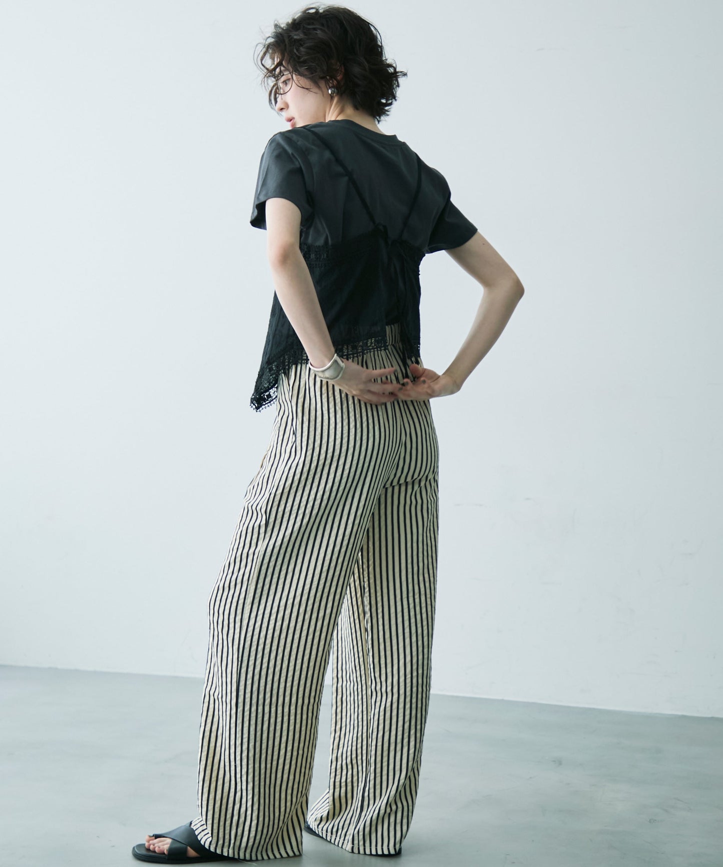 ロゴTシャツ
