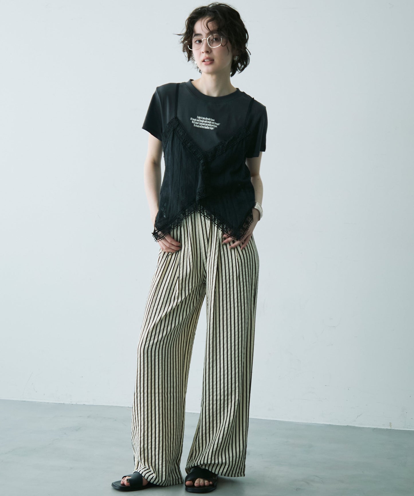ロゴTシャツ