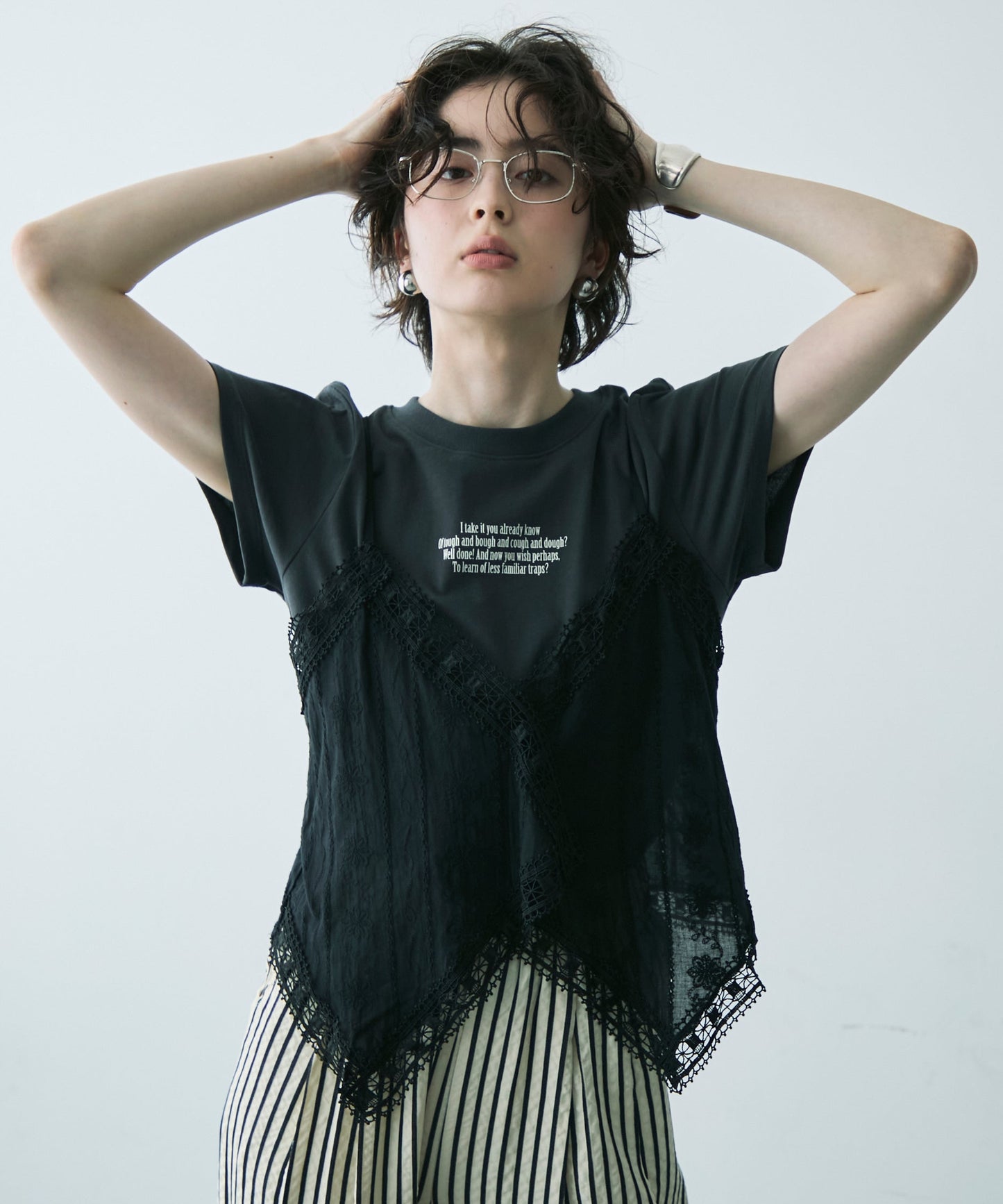 ロゴTシャツ