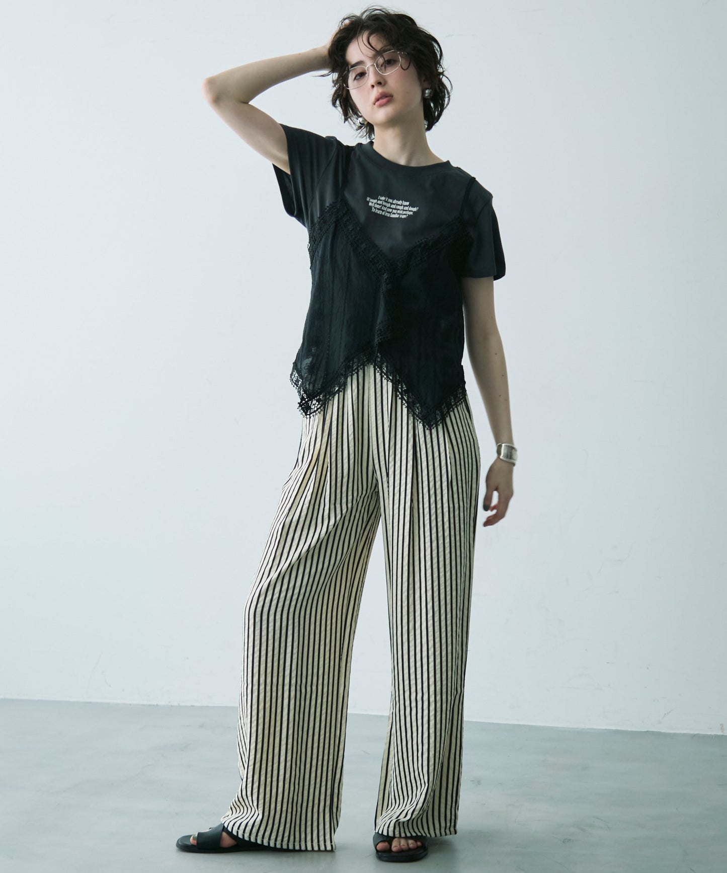 ロゴTシャツ