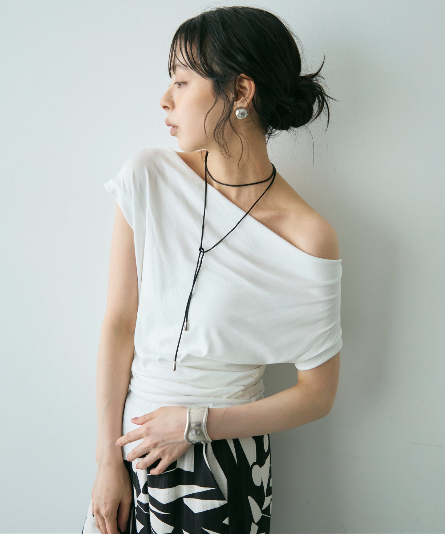 2WAYオフショルドレープカットソー