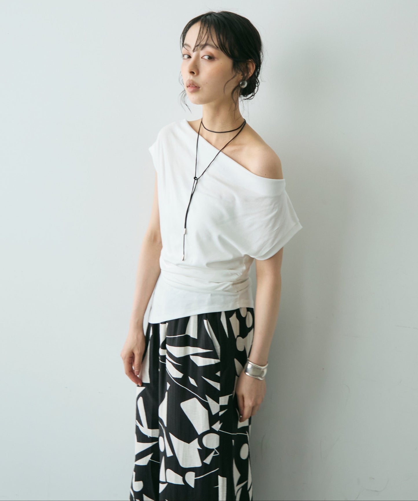 2WAYオフショルドレープカットソー