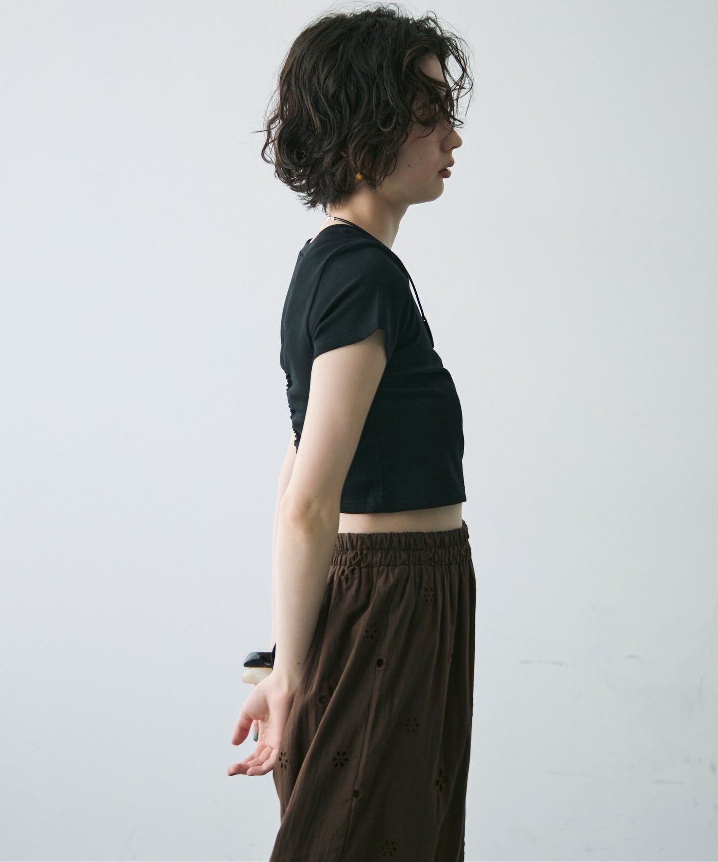 バックスリット開きドロストリブTシャツ