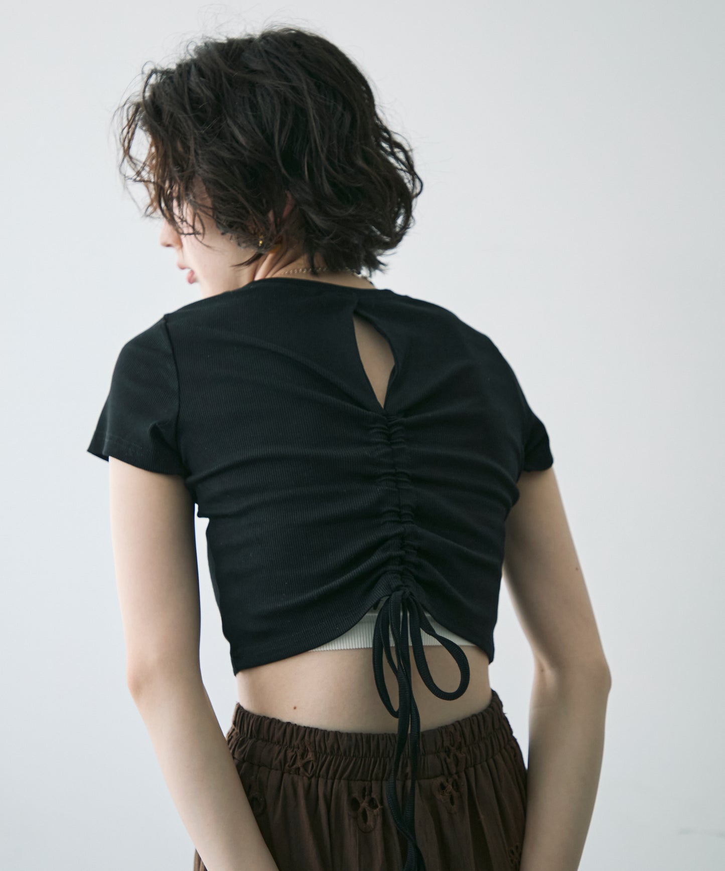 バックスリット開きドロストリブTシャツ
