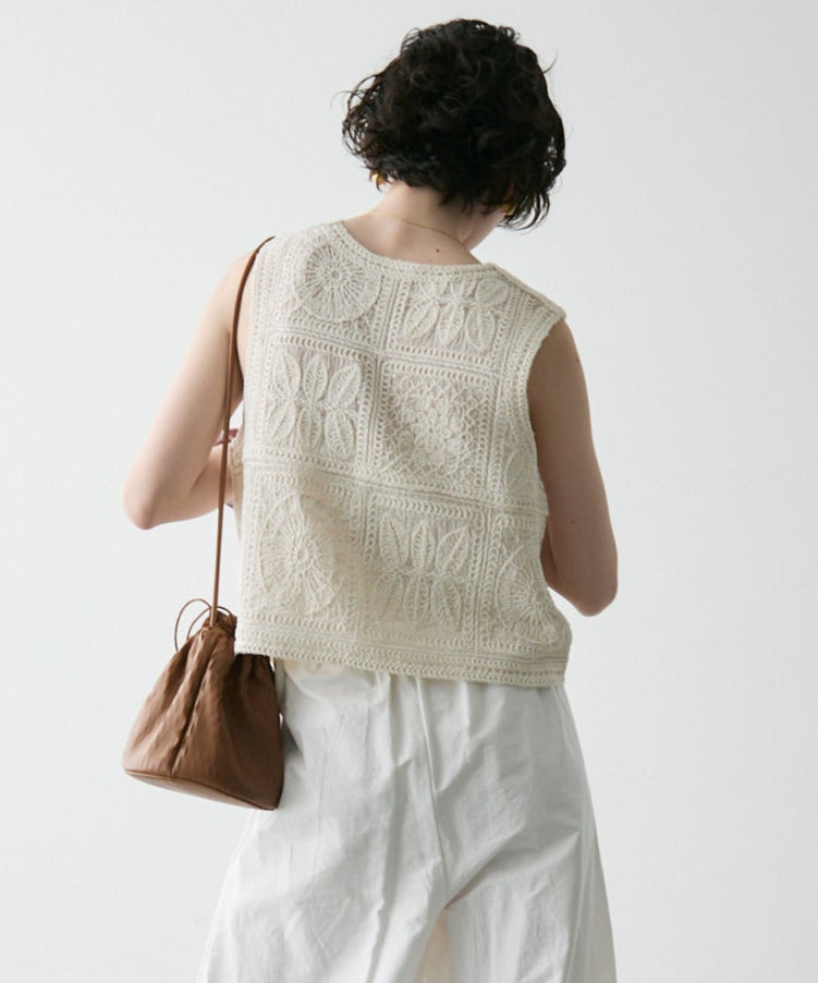 コットン刺繍ベスト