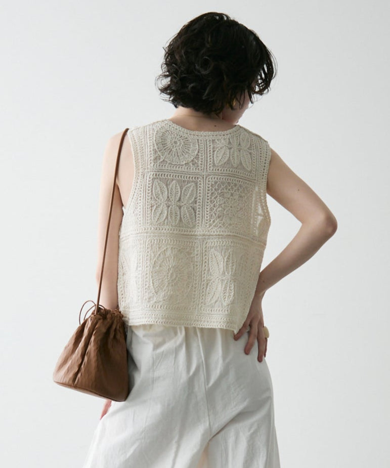 コットン刺繍ベスト