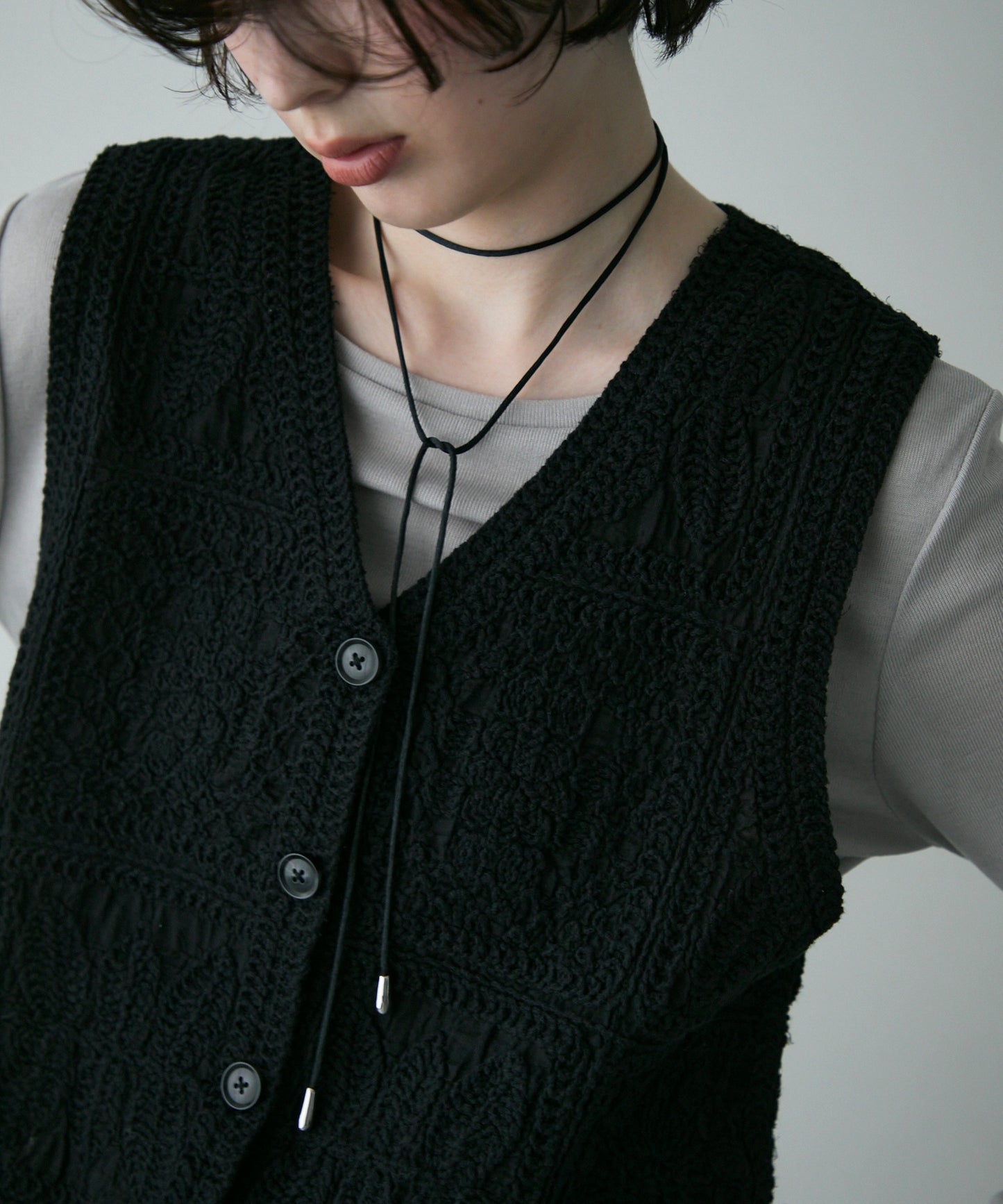 コットン刺繍ベスト
