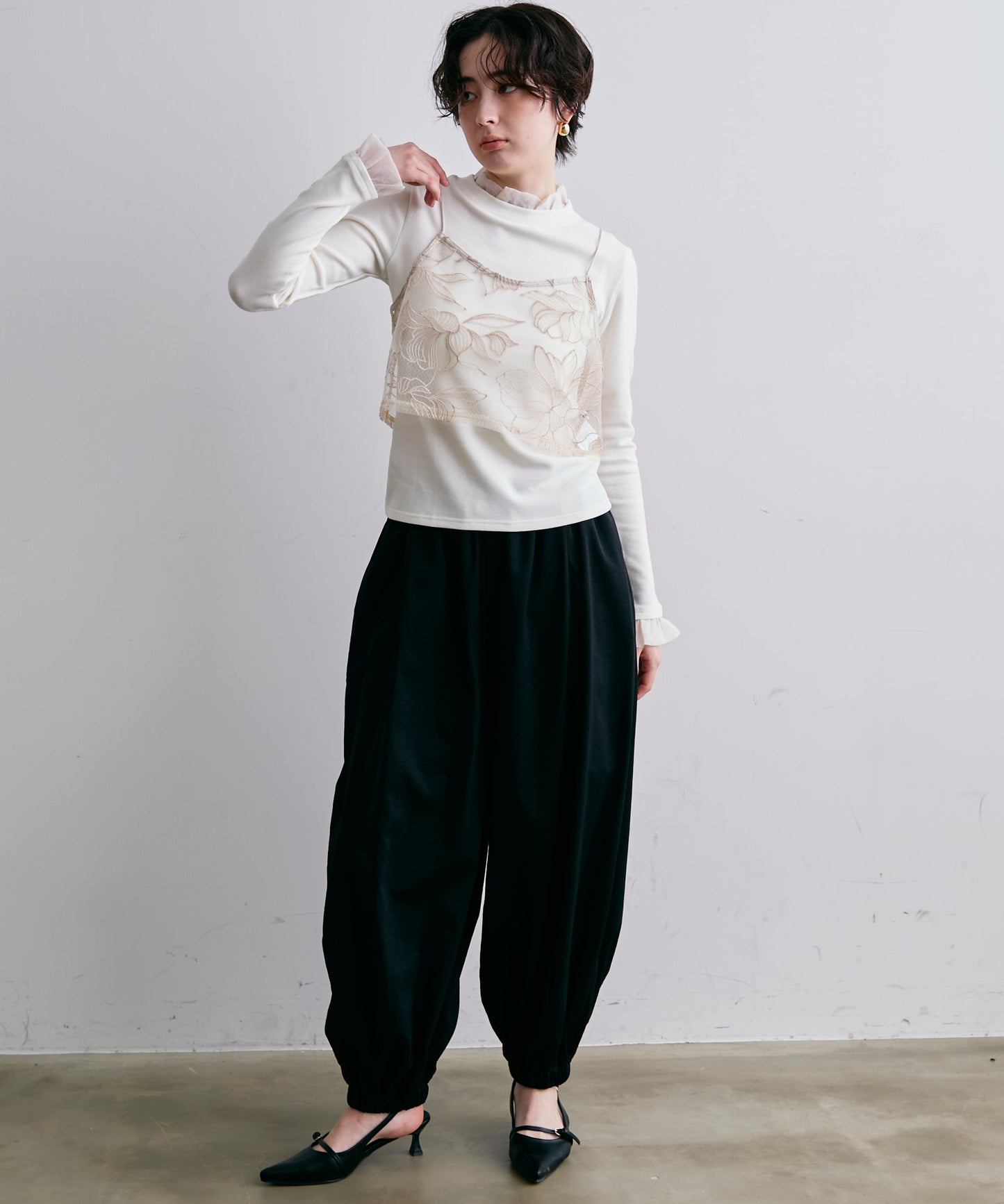 チュール花柄刺繍ビスチェ