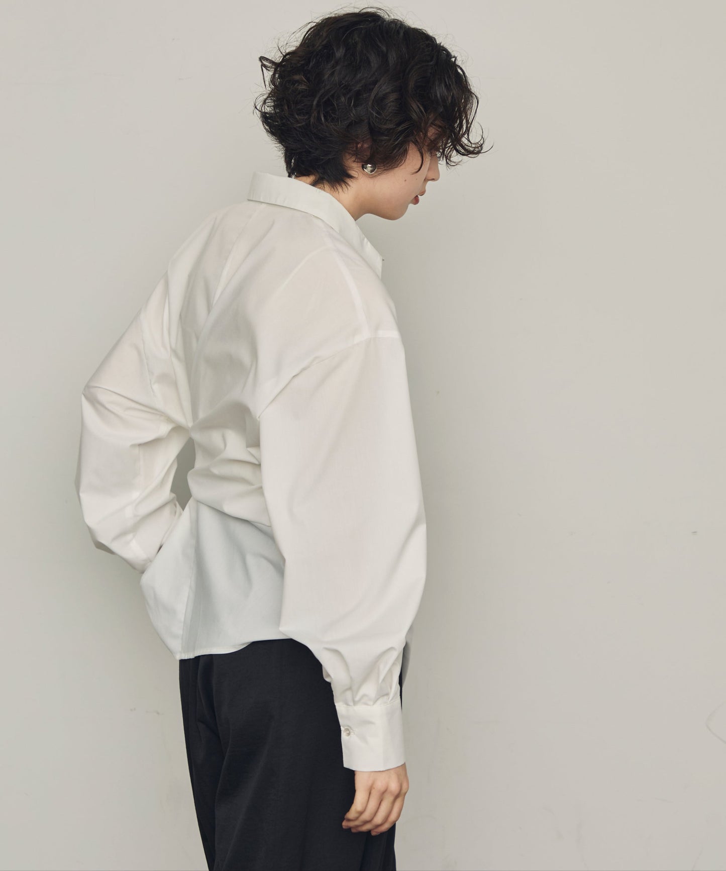ウエストアシメリボン長袖シャツ