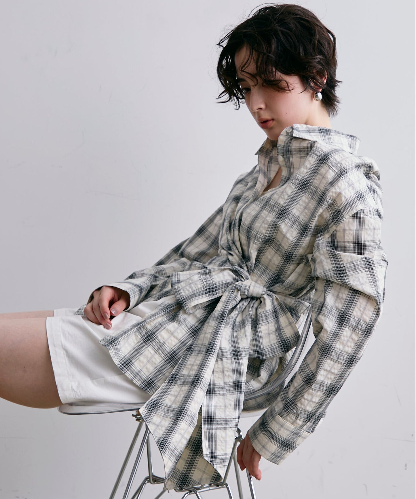 ウエストアシメリボン長袖シャツ