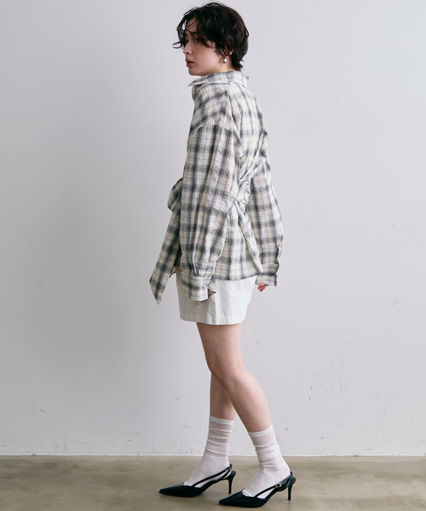 ウエストアシメリボン長袖シャツ