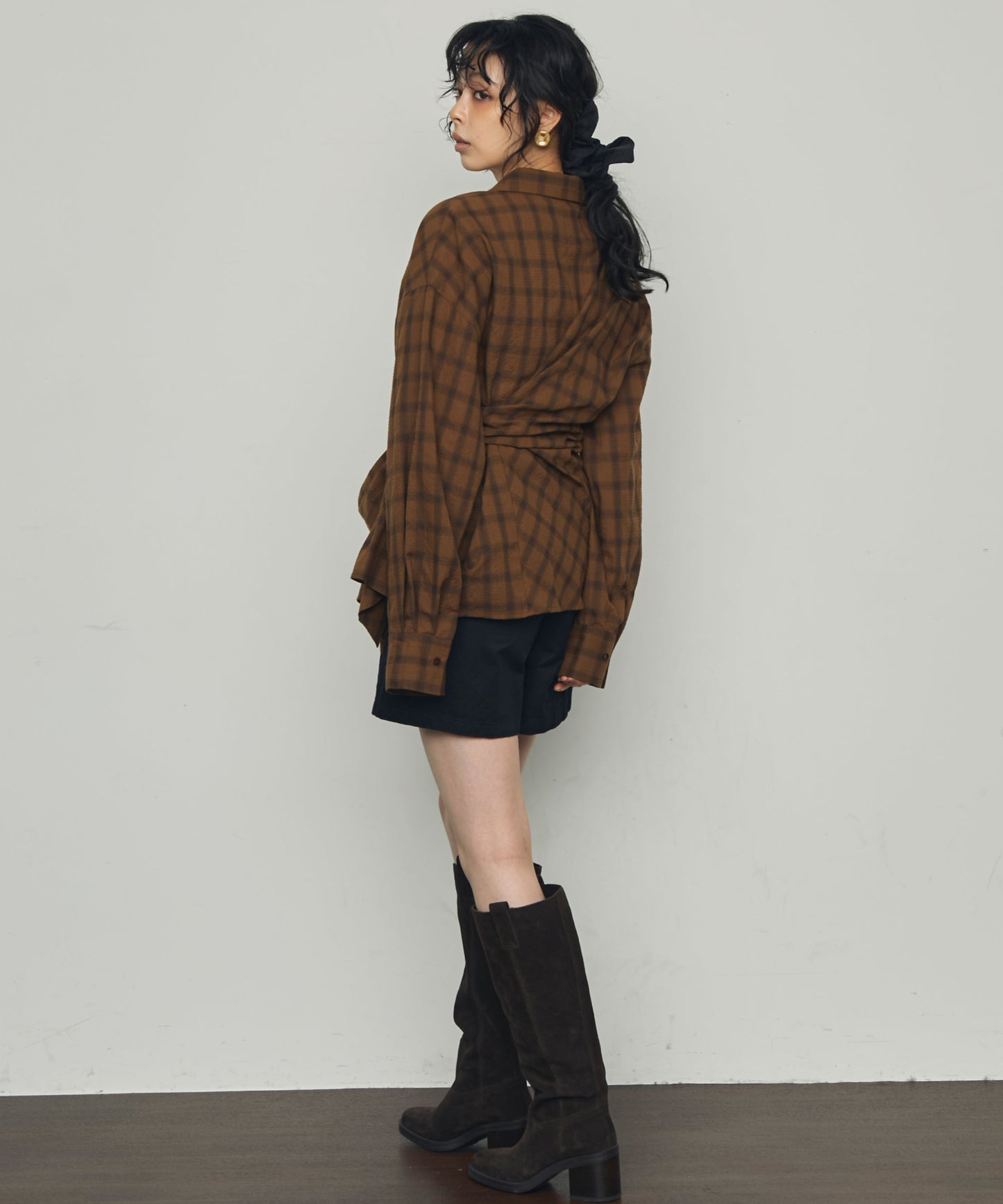 ウエストアシメリボン長袖シャツ
