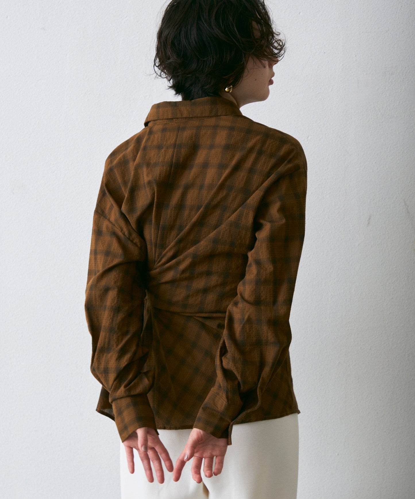 ウエストアシメリボン長袖シャツ