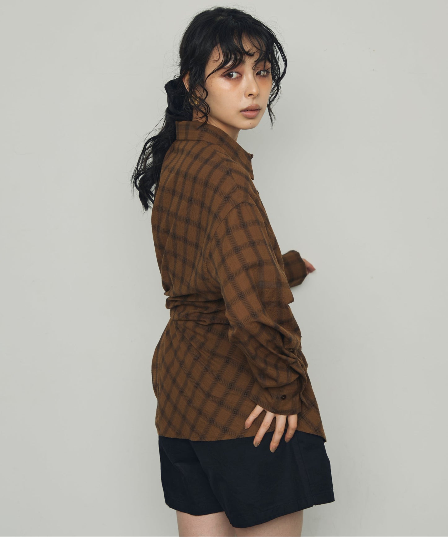 ウエストアシメリボン長袖シャツ