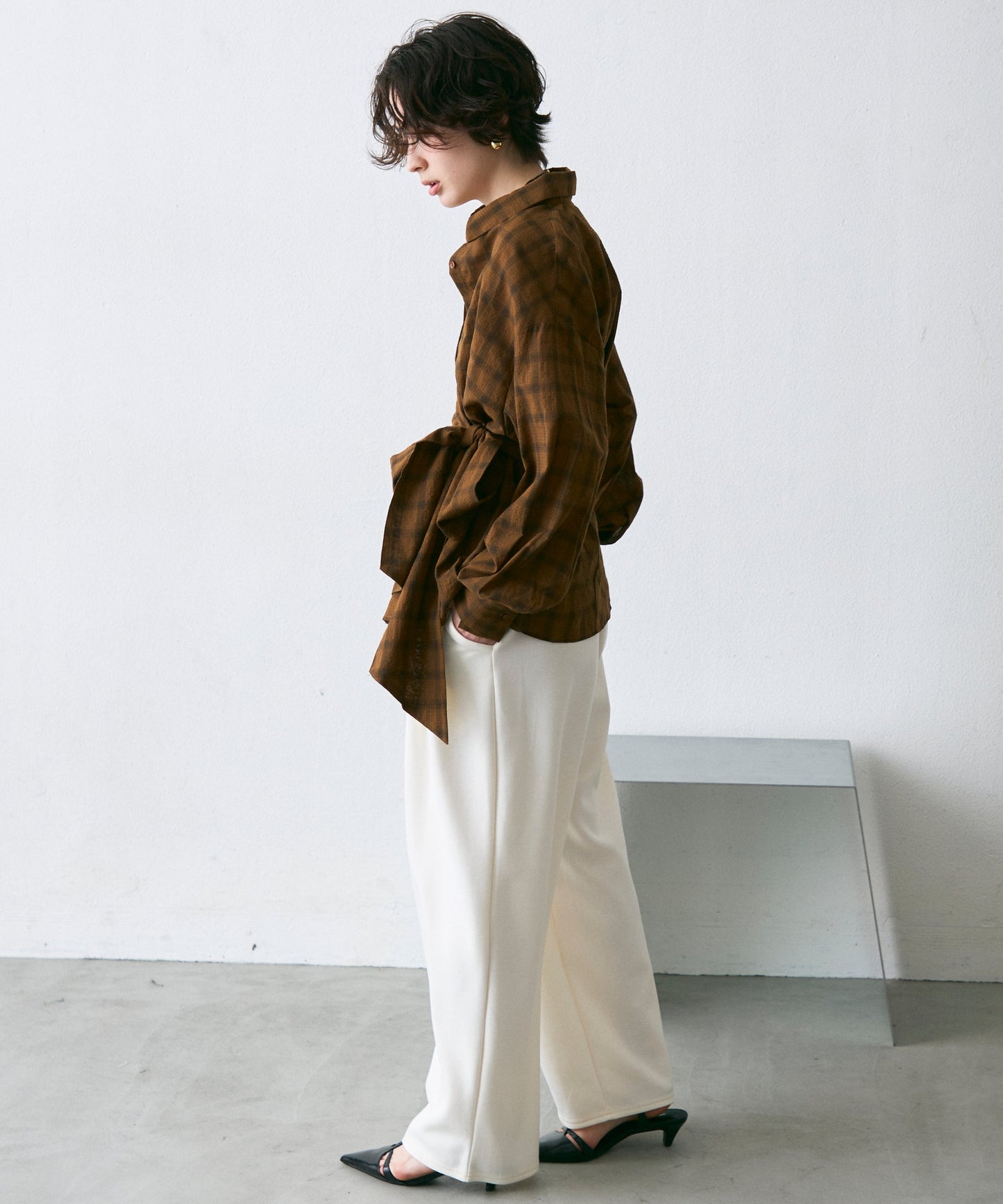 ウエストアシメリボン長袖シャツ