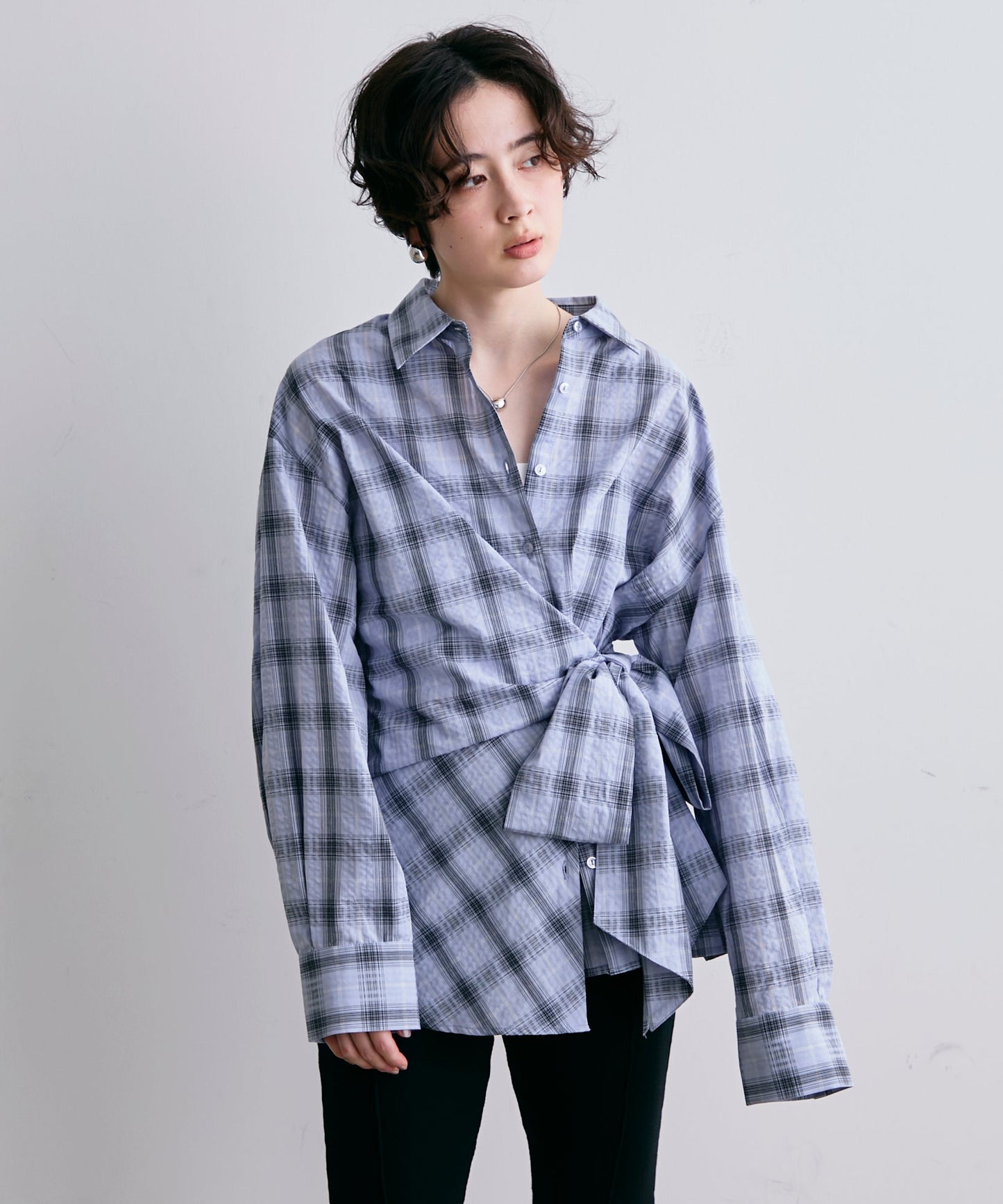 ウエストアシメリボン長袖シャツ