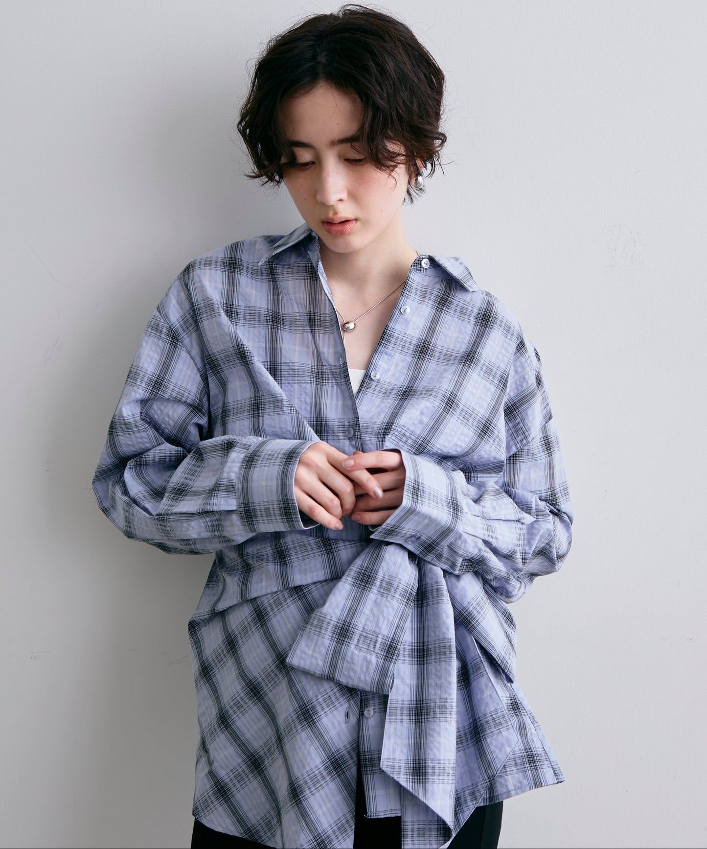 ウエストアシメリボン長袖シャツ