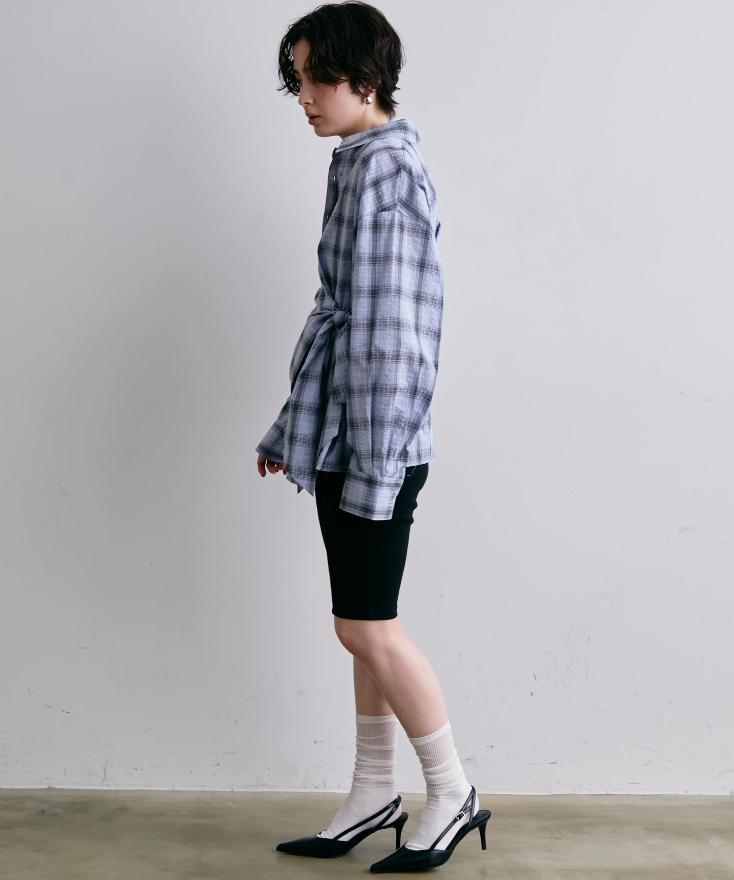 ウエストアシメリボン長袖シャツ