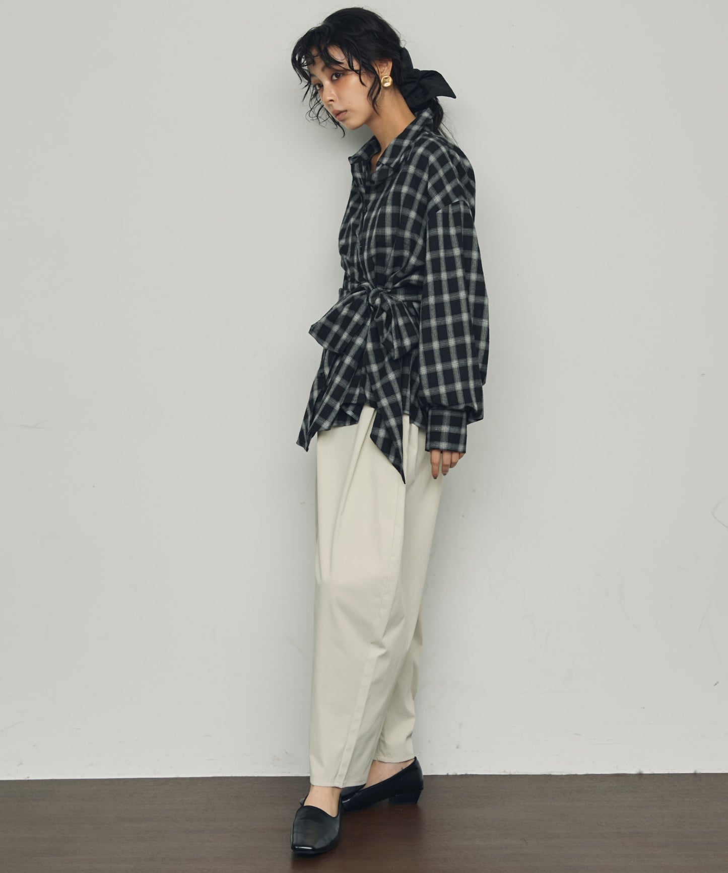 ウエストアシメリボン長袖シャツ