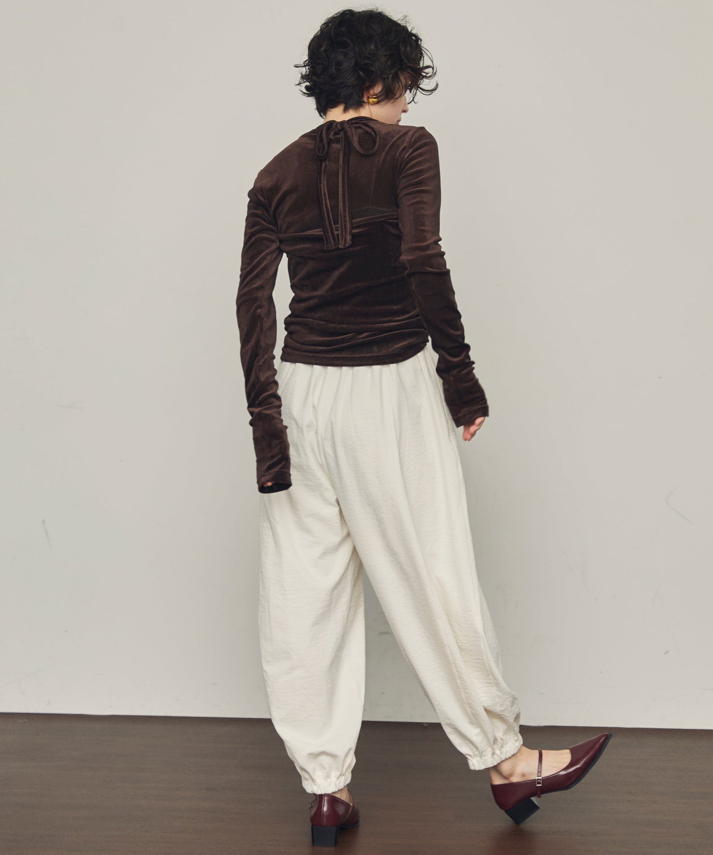 シアーベロアホルターネックレイヤードロンT