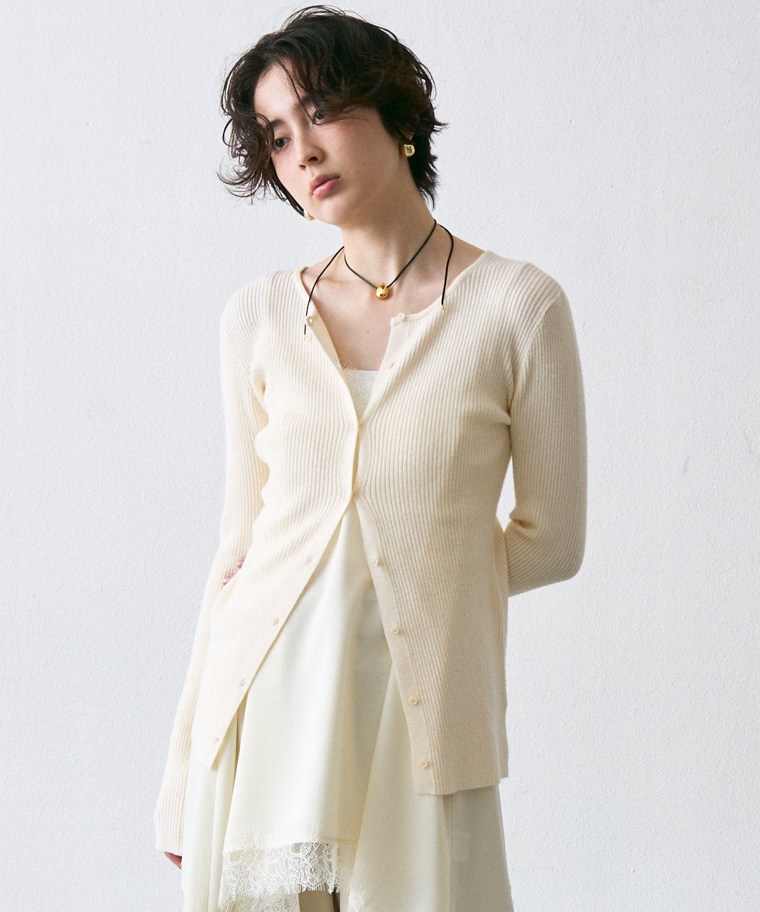 前後2WAYリブ編みクルーネックカーディガン | Trish