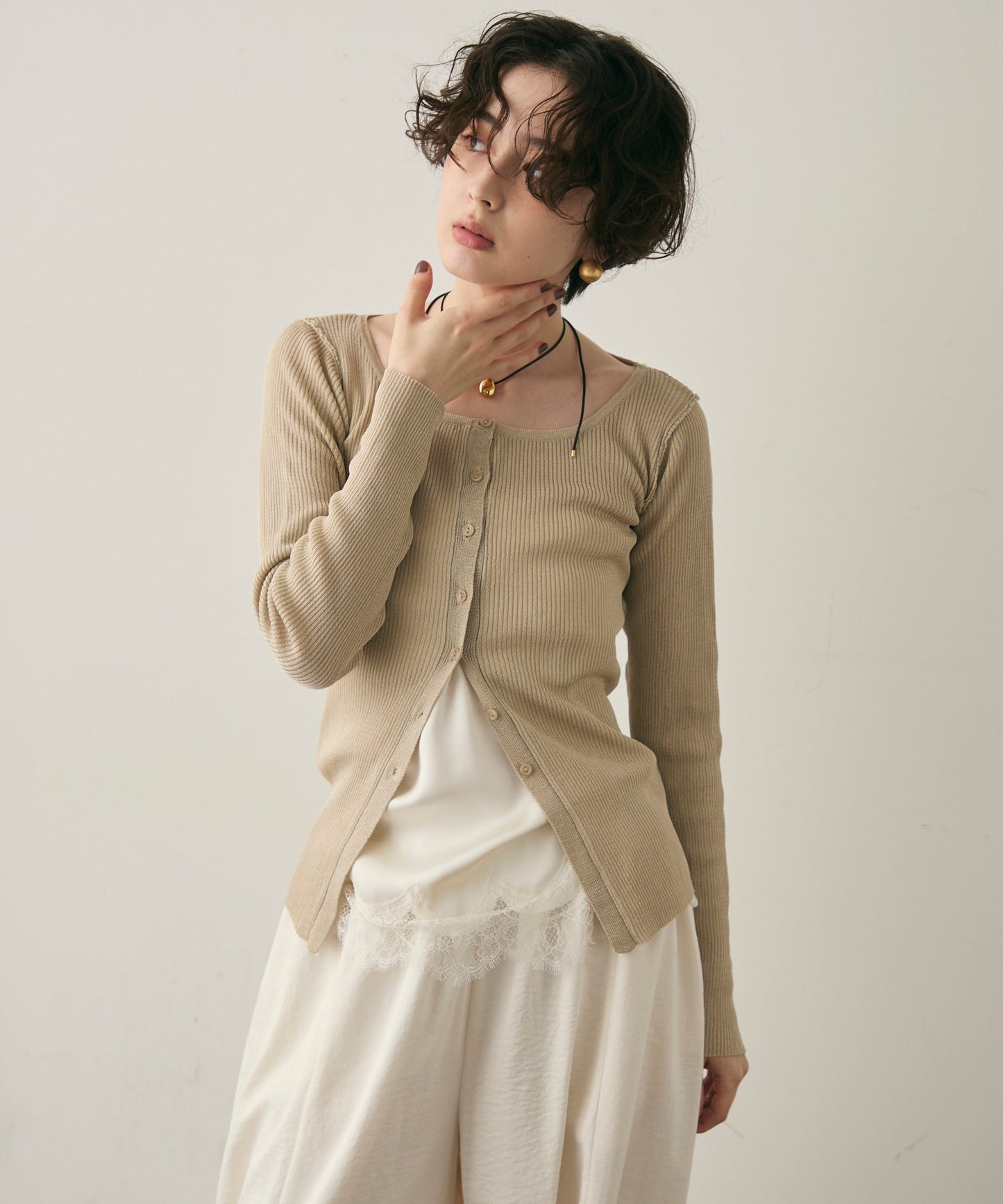 メタリックラウンドネックリブカーディガン