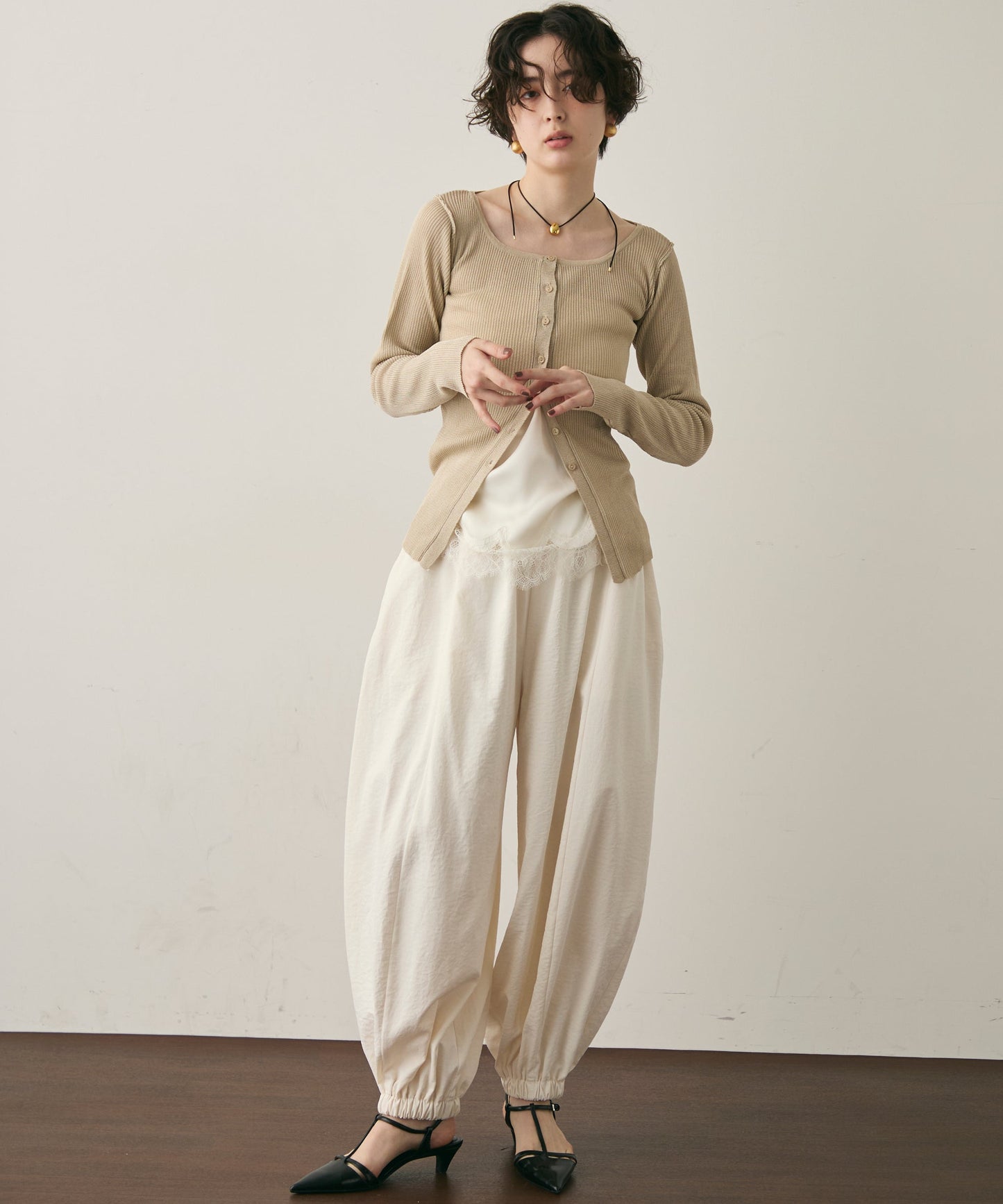 メタリックラウンドネックリブカーディガン