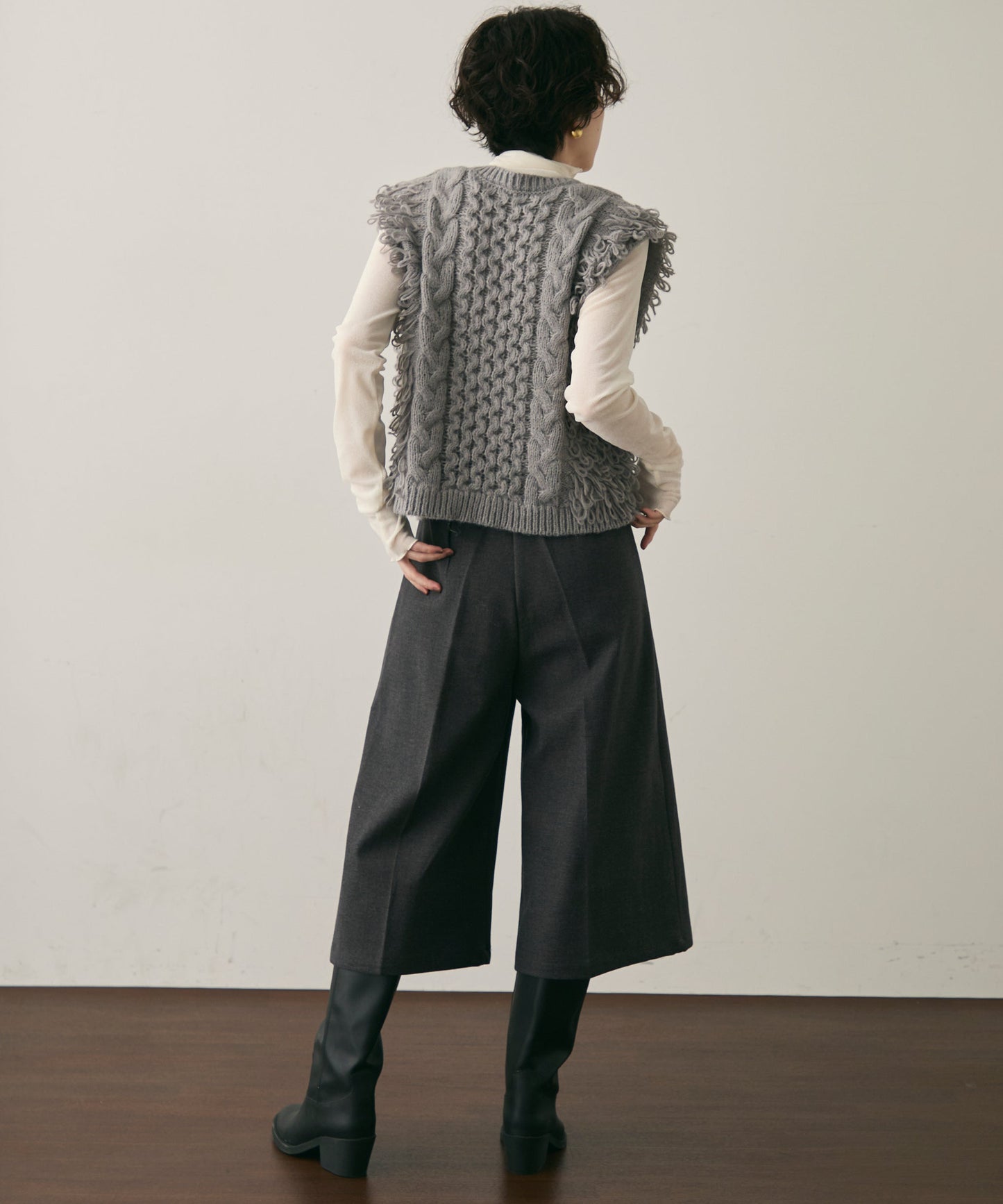 モヘアタッチループフリンジベスト