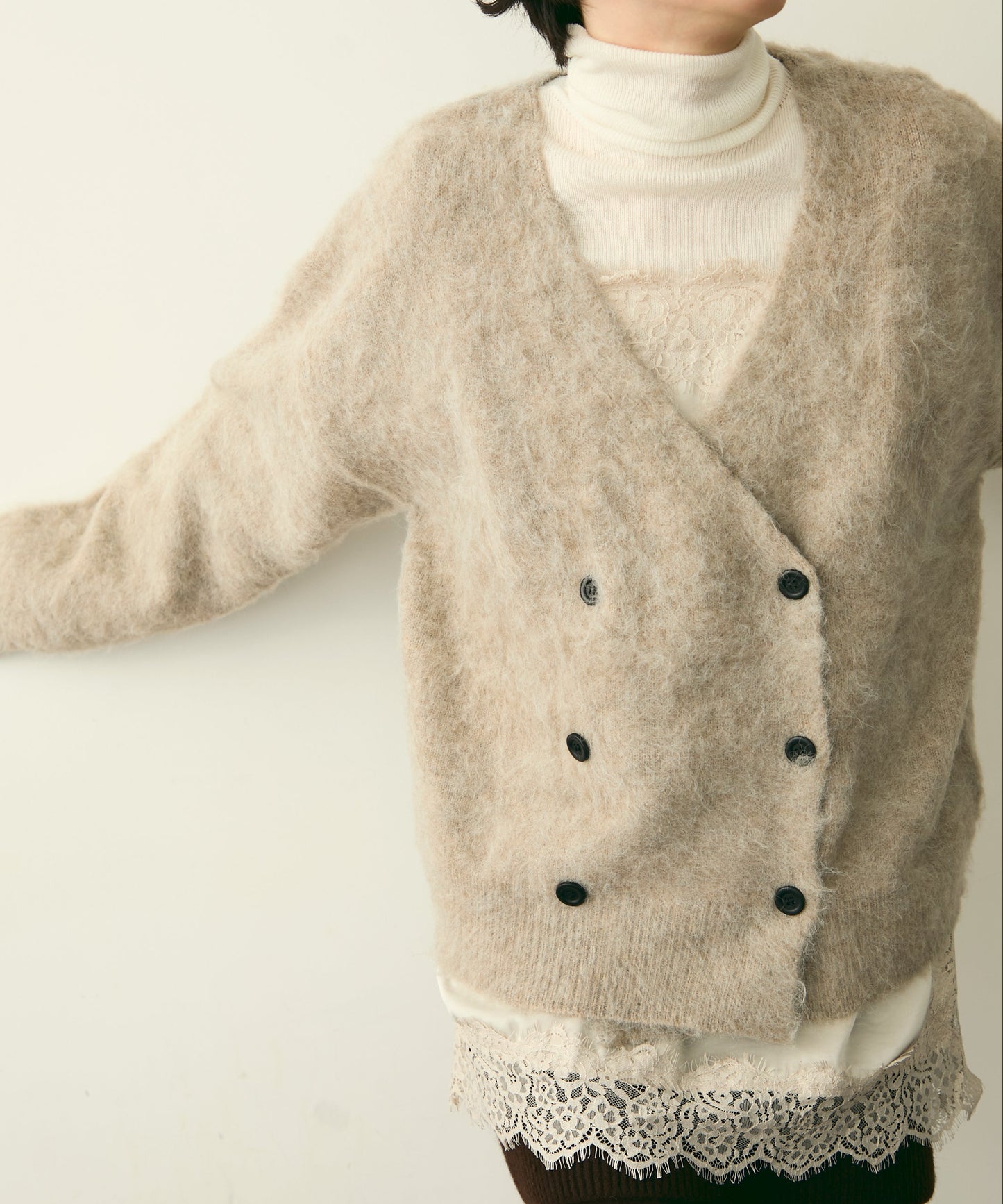 モヘアタッチシャギーダブルブレストカーディガン