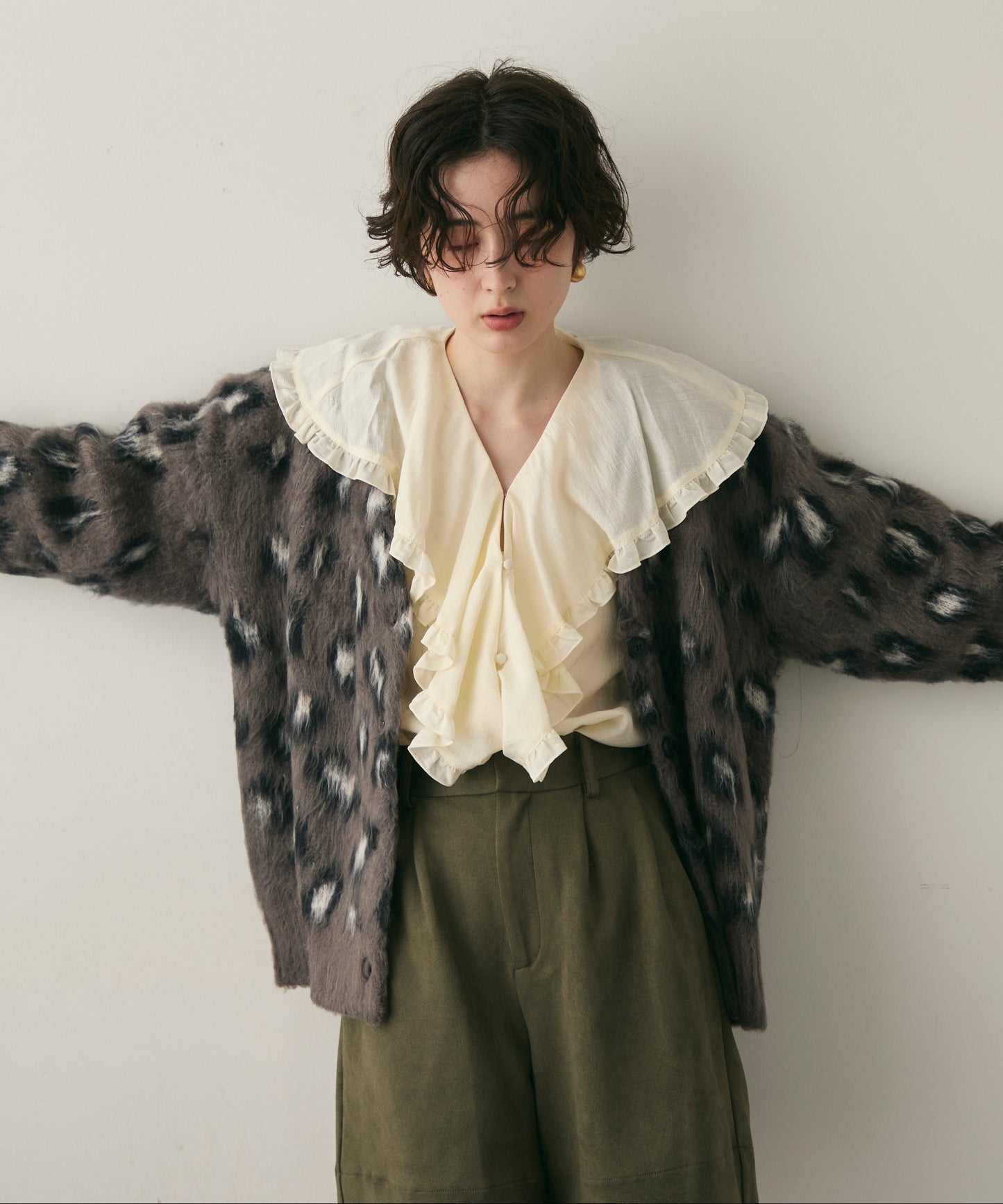 モヘアタッチレオパード柄Vネックカーディガン