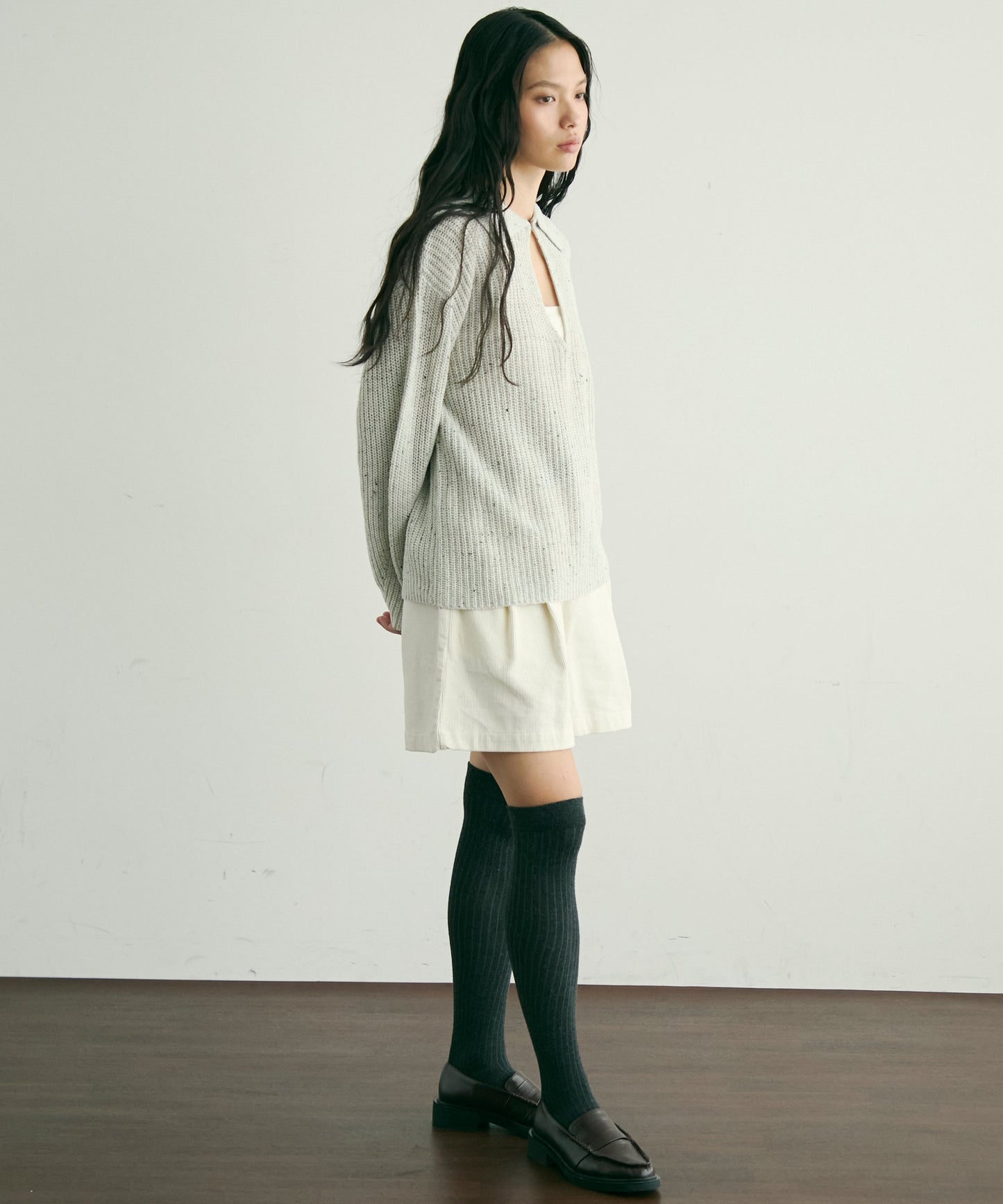 ネップ糸フロントホック衿付きプルオーバー