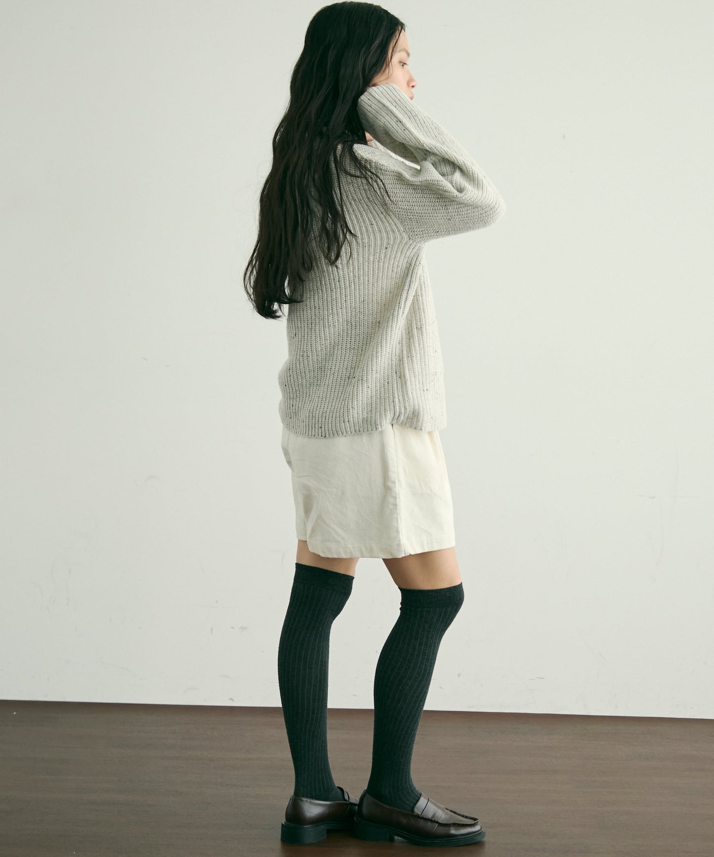 ネップ糸フロントホック衿付きプルオーバー