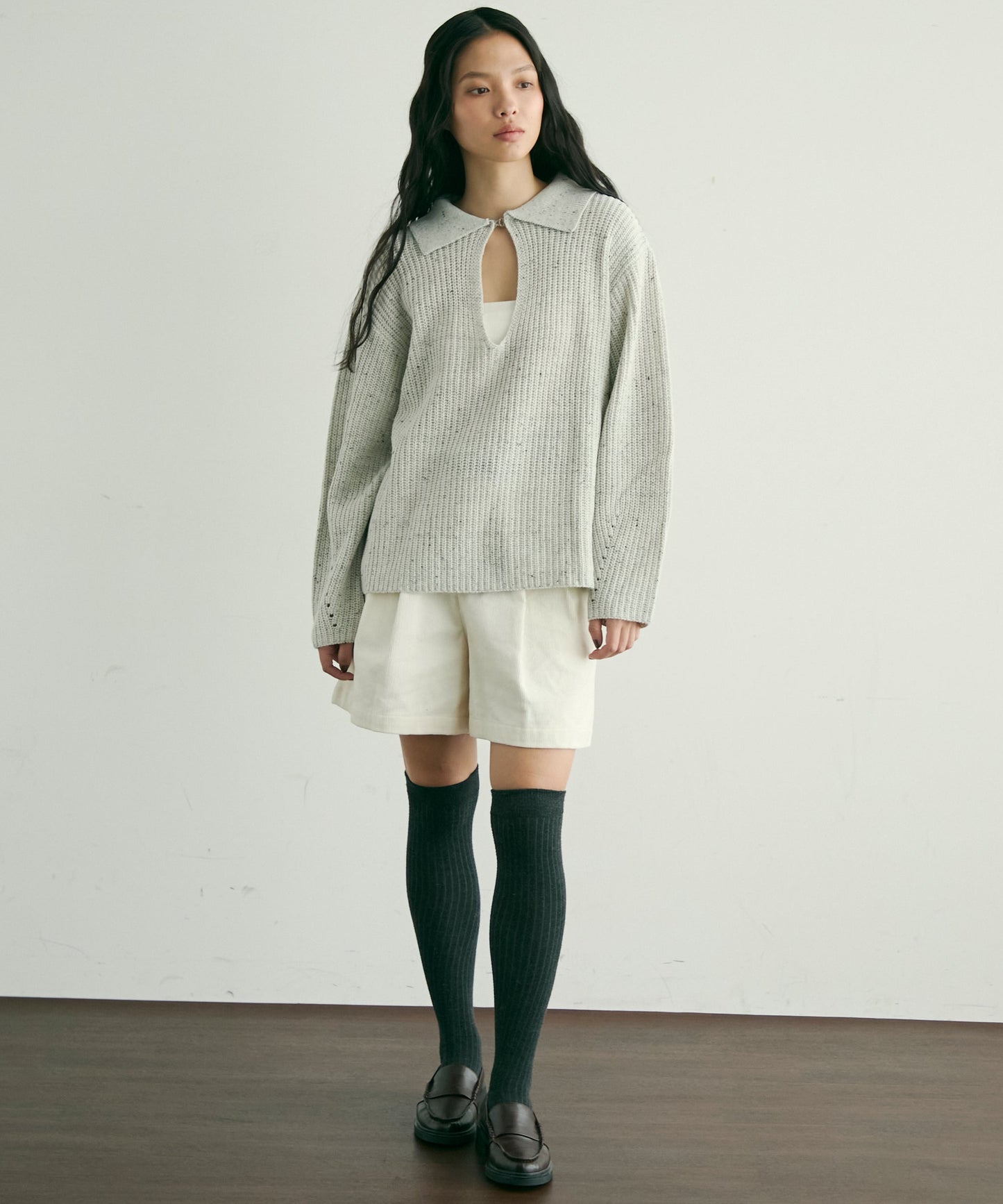 ネップ糸フロントホック衿付きプルオーバー