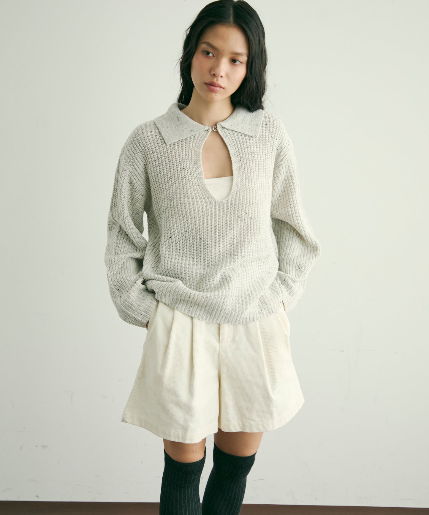 ネップ糸フロントホック衿付きプルオーバー