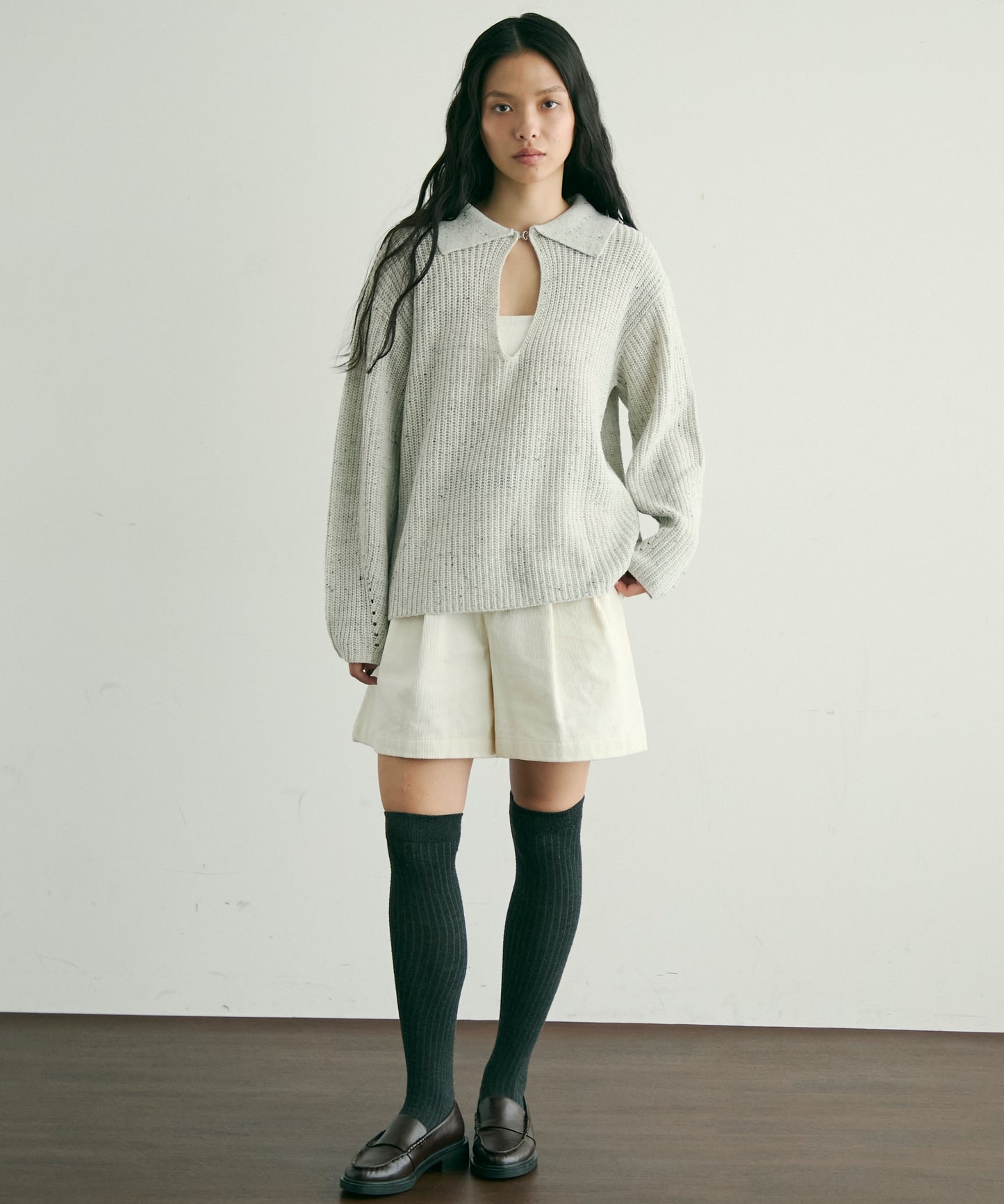 ネップ糸フロントホック衿付きプルオーバー