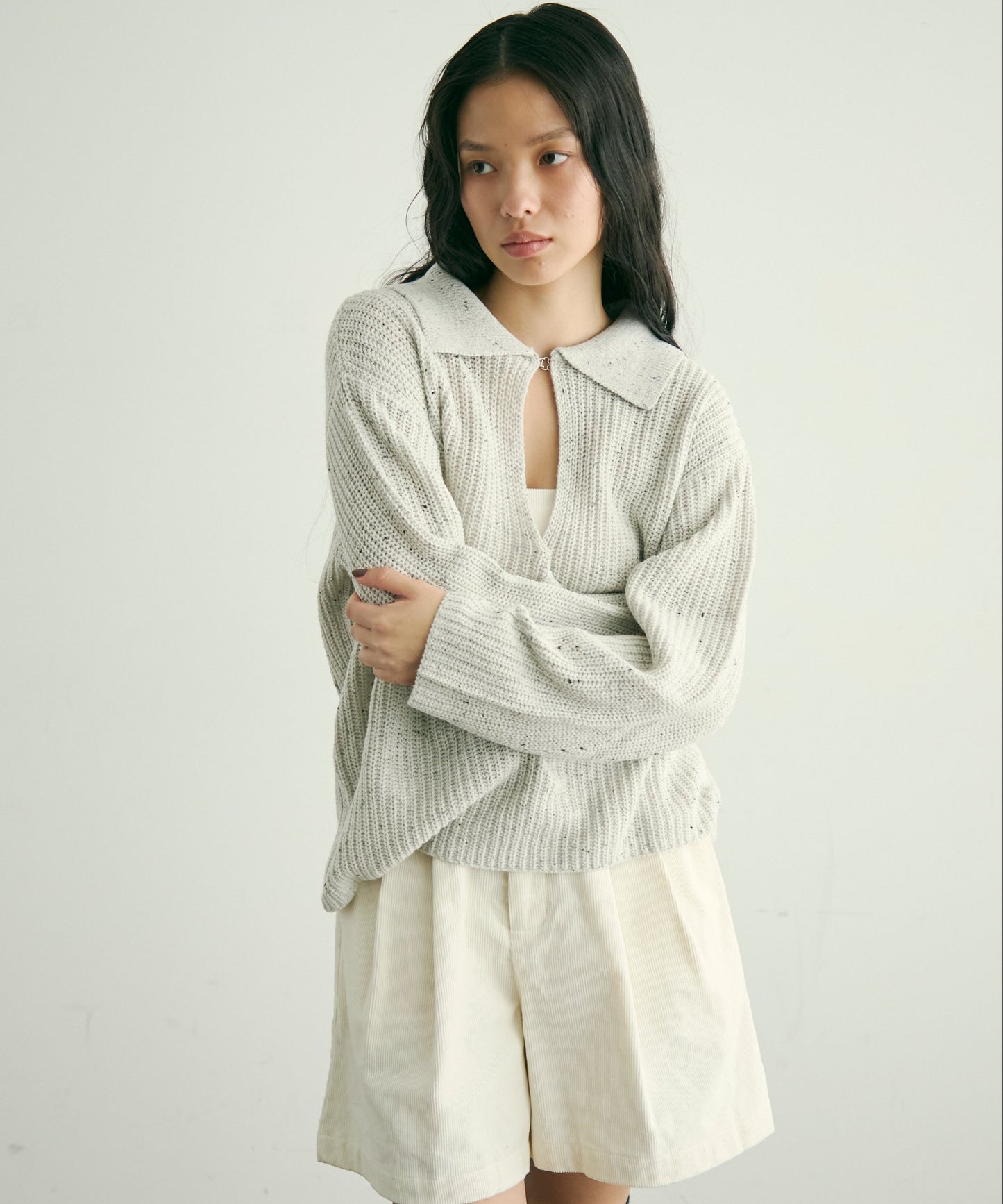 ネップ糸フロントホック衿付きプルオーバー