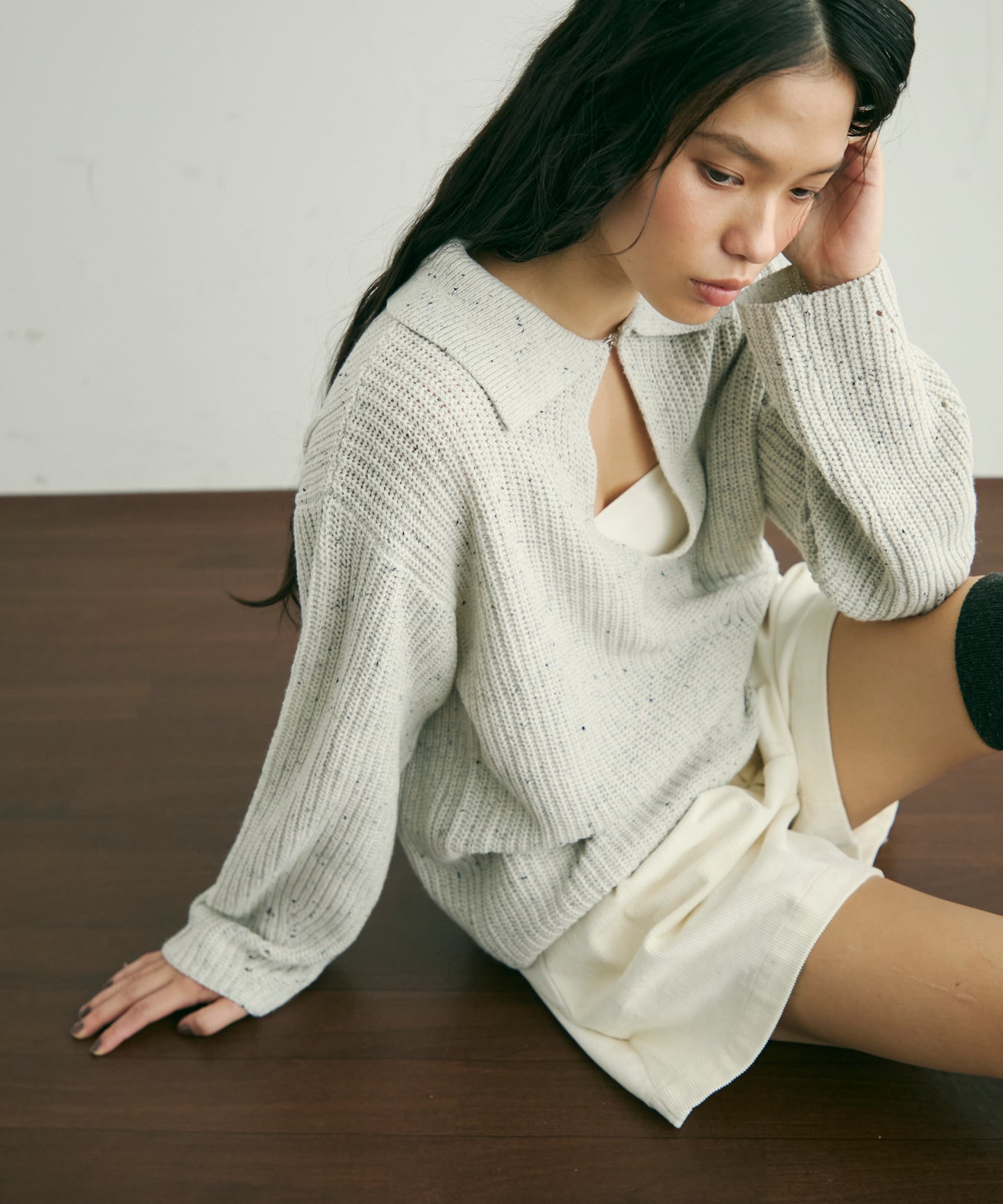 ネップ糸フロントホック衿付きプルオーバー
