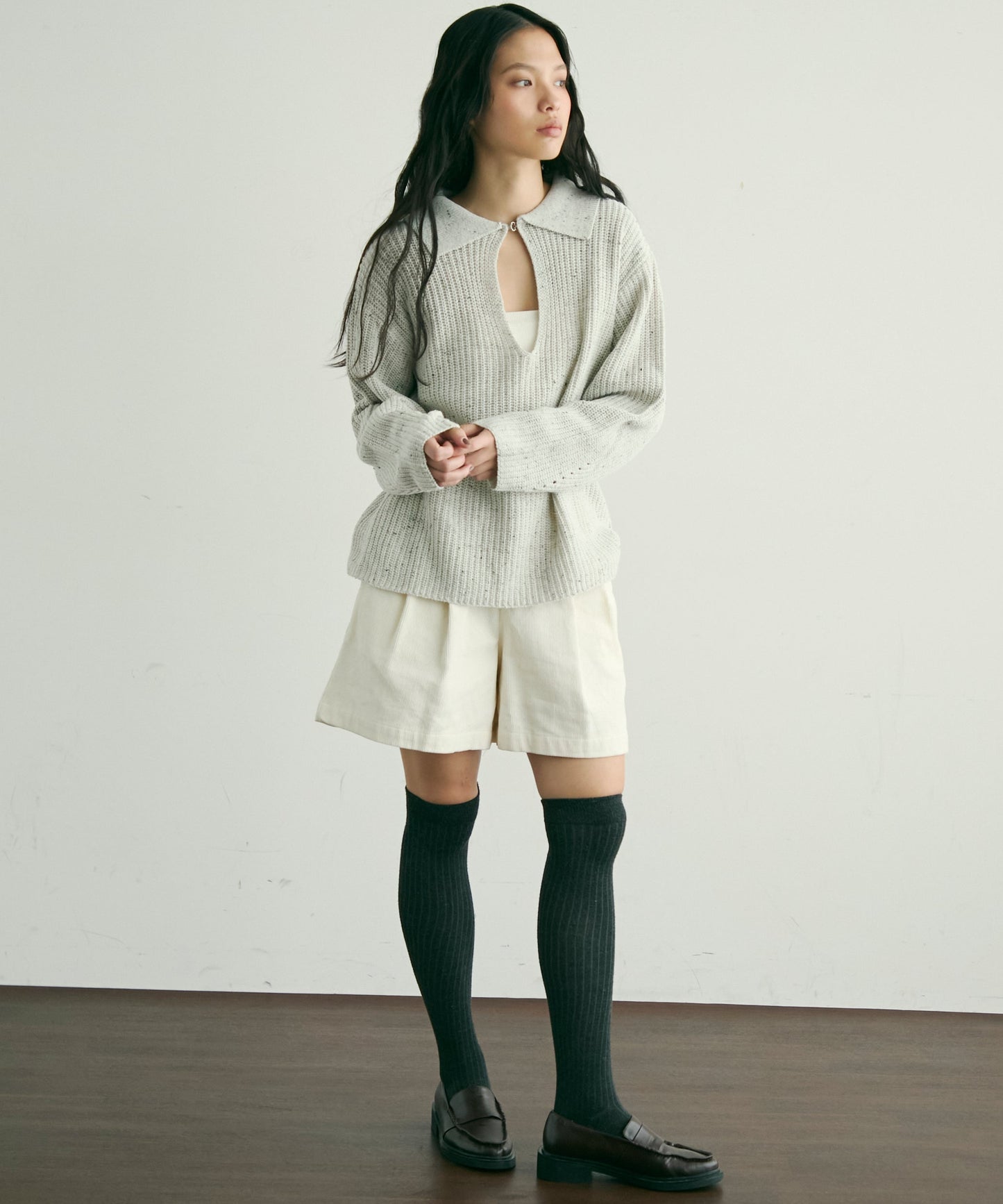 ネップ糸フロントホック衿付きプルオーバー