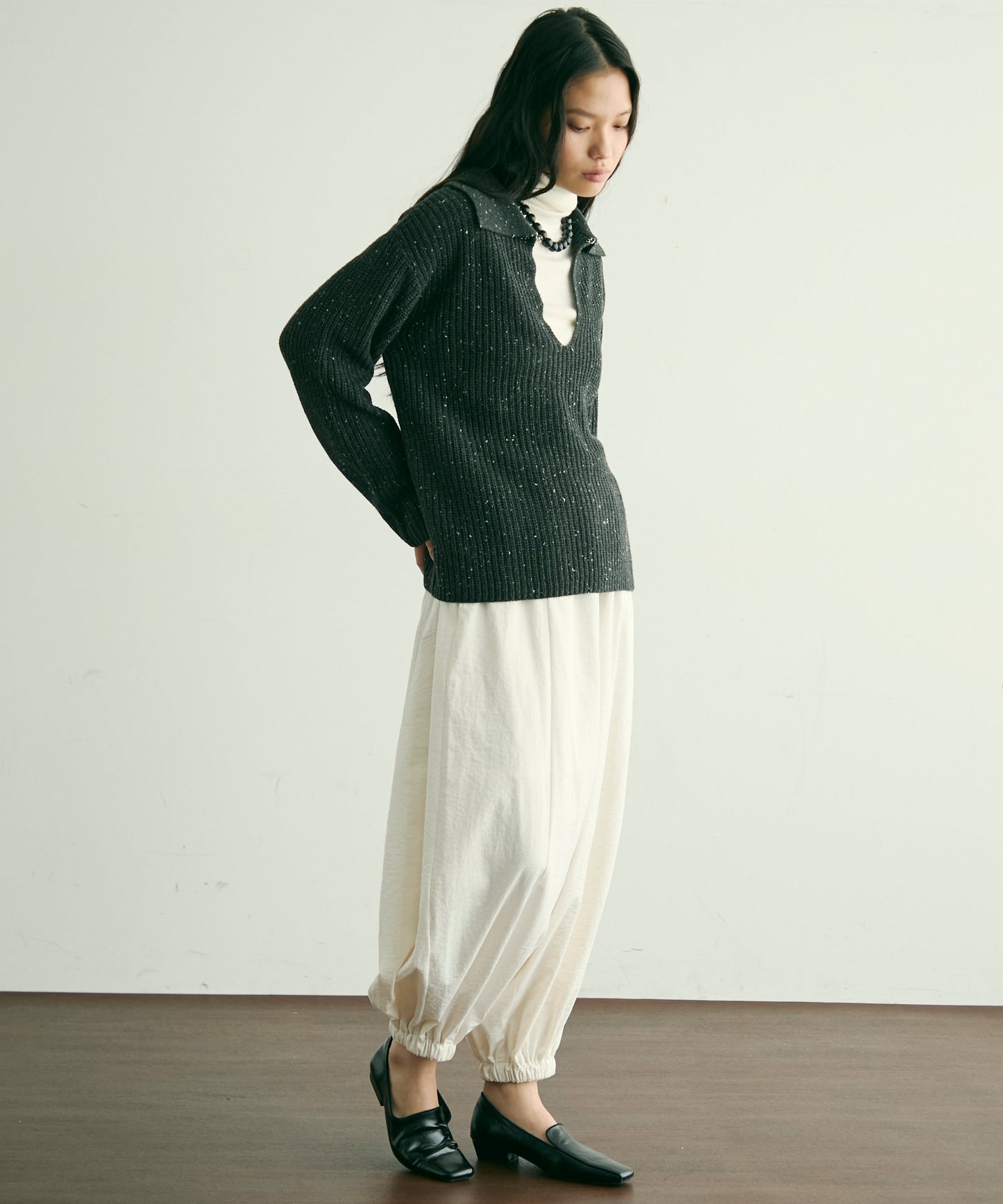 ネップ糸フロントホック衿付きプルオーバー