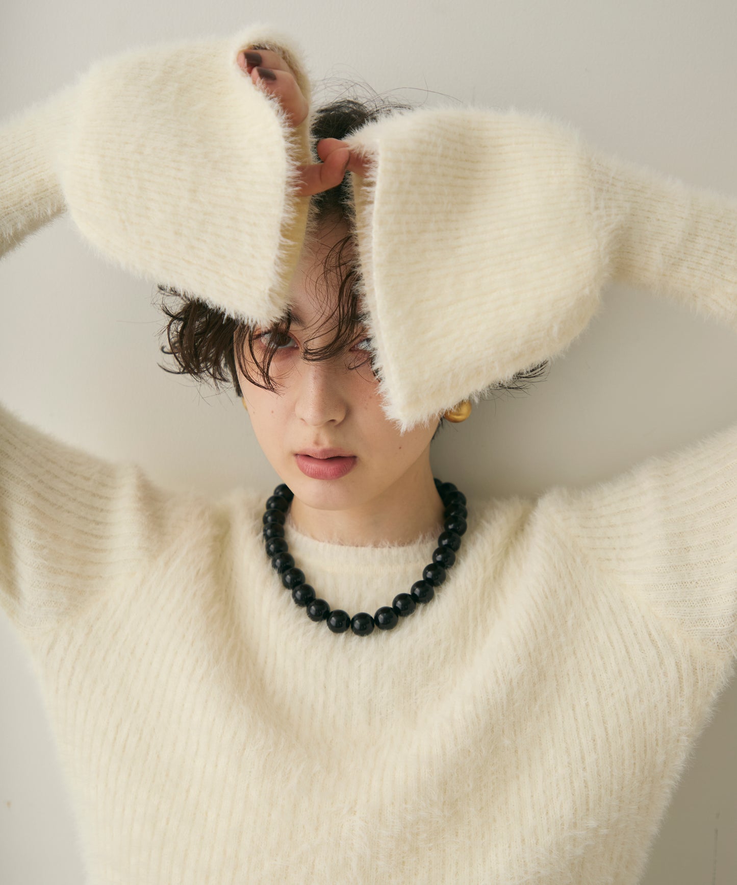 シャギーベルスリーブスリットプルオーバー