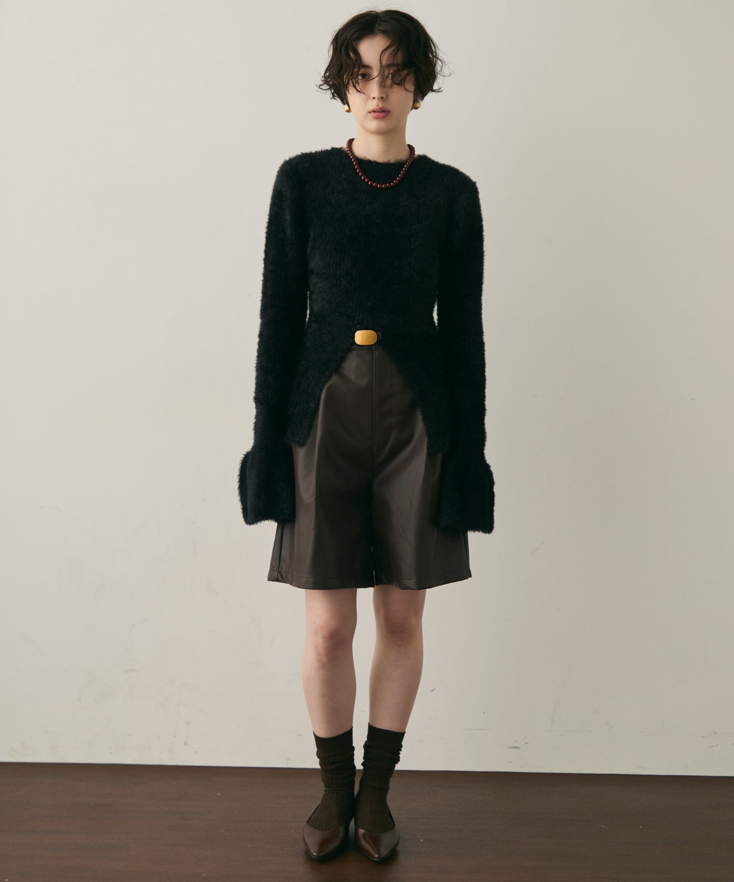 シャギーベルスリーブスリットプルオーバー