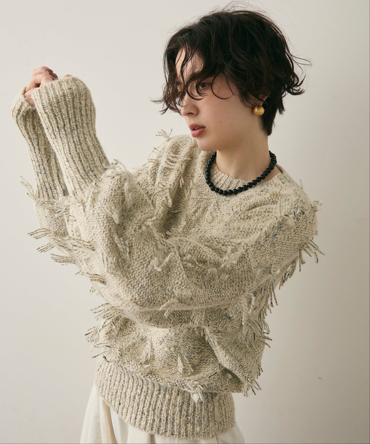ランダムフリンジパフスリーブプルオーバー