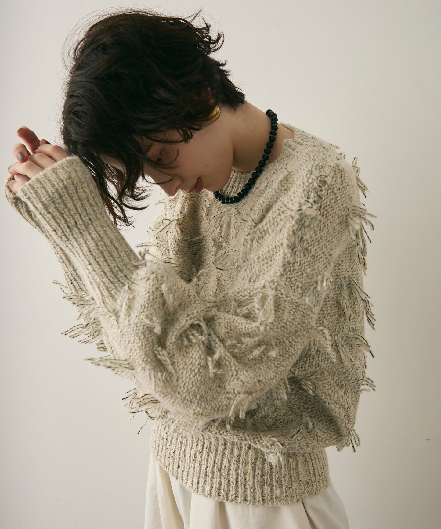 ランダムフリンジパフスリーブプルオーバー