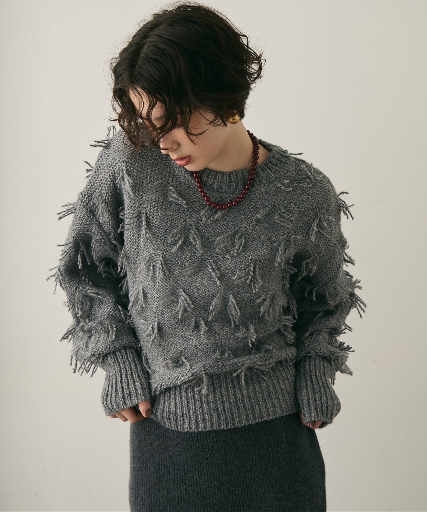 ランダムフリンジパフスリーブプルオーバー