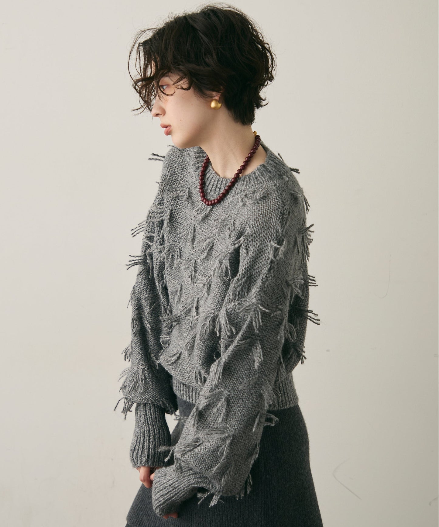 ランダムフリンジパフスリーブプルオーバー