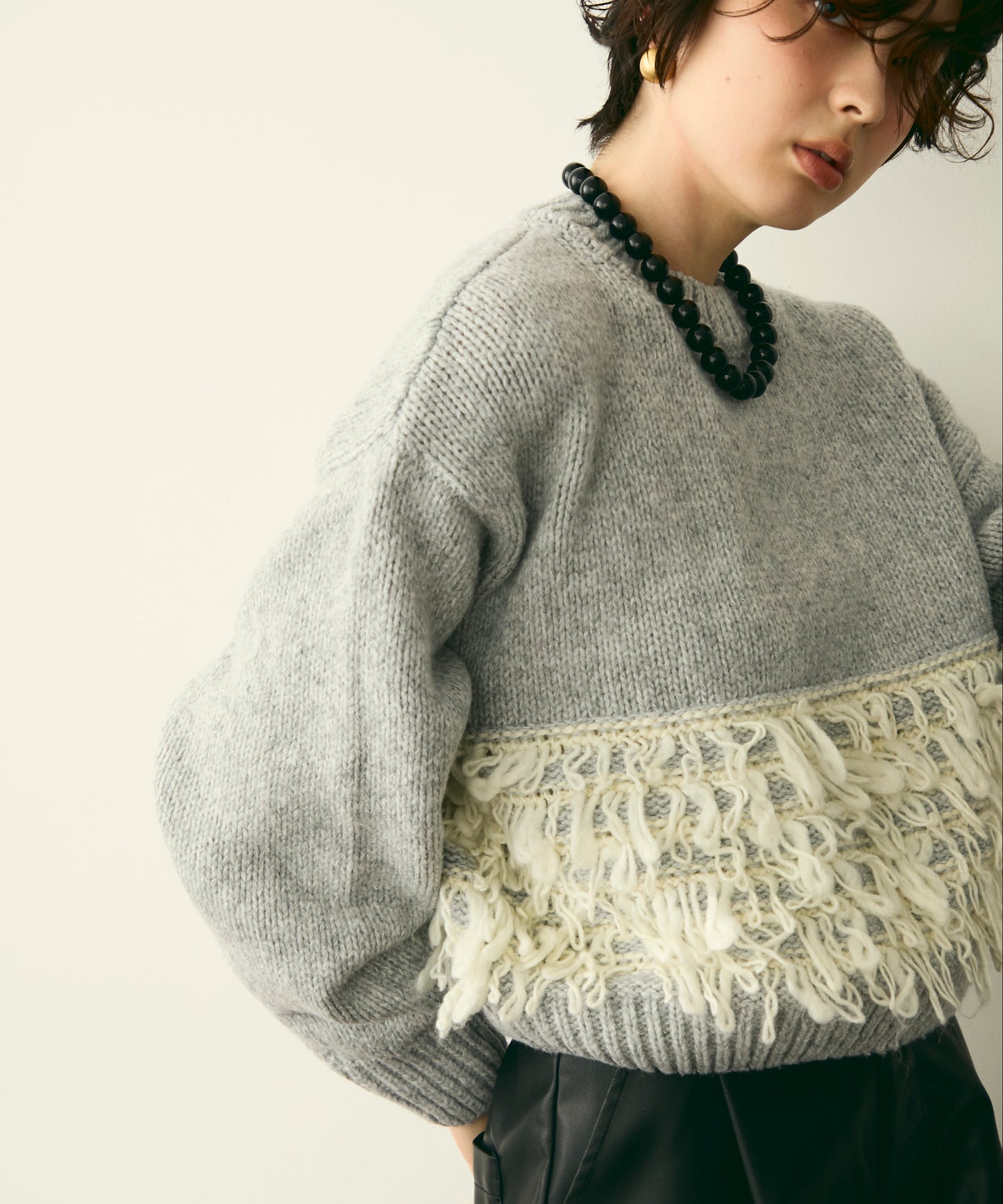 ループ編み編地切り替えプルオーバー