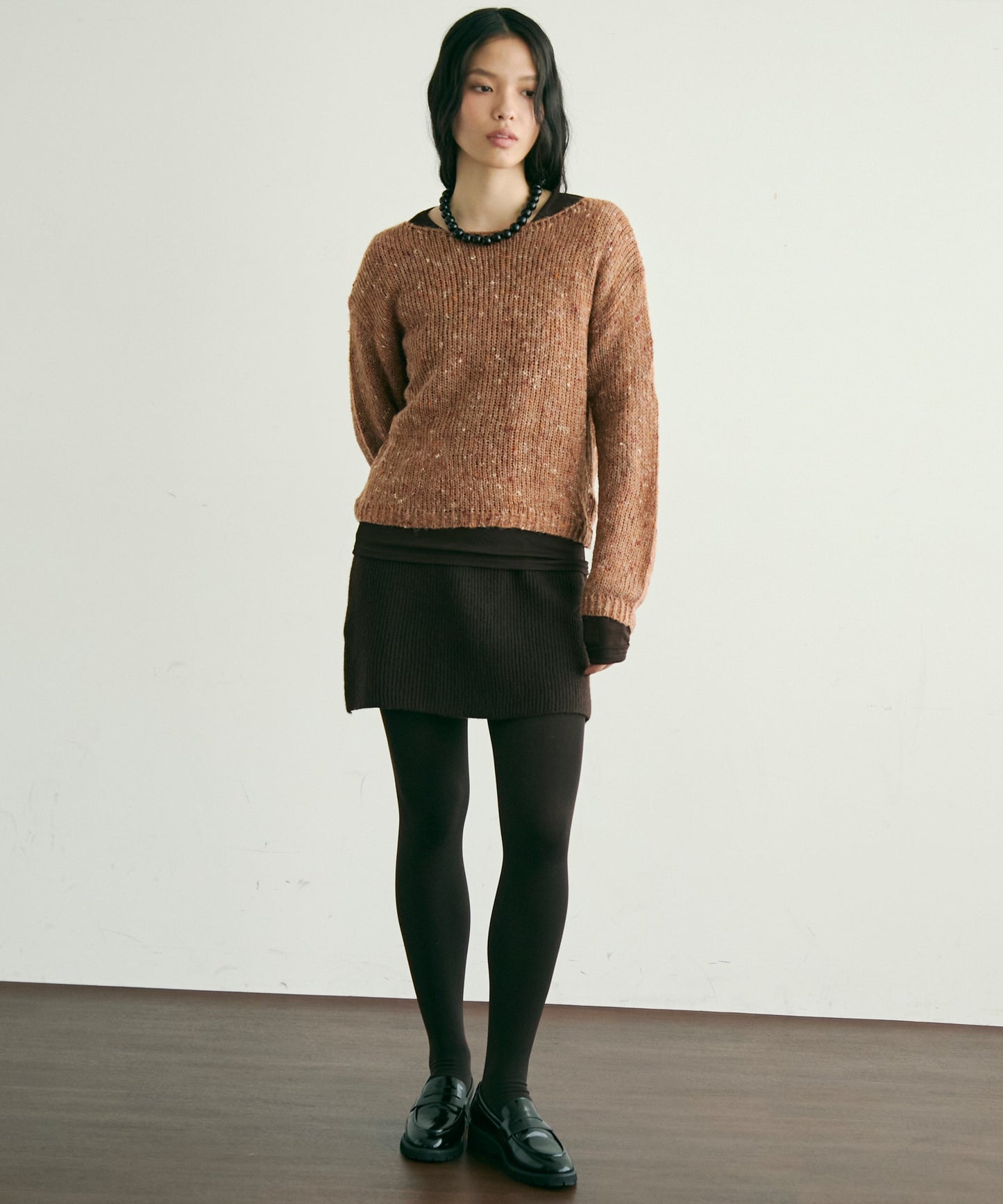 シュシュ付きモヘアライクネットニット