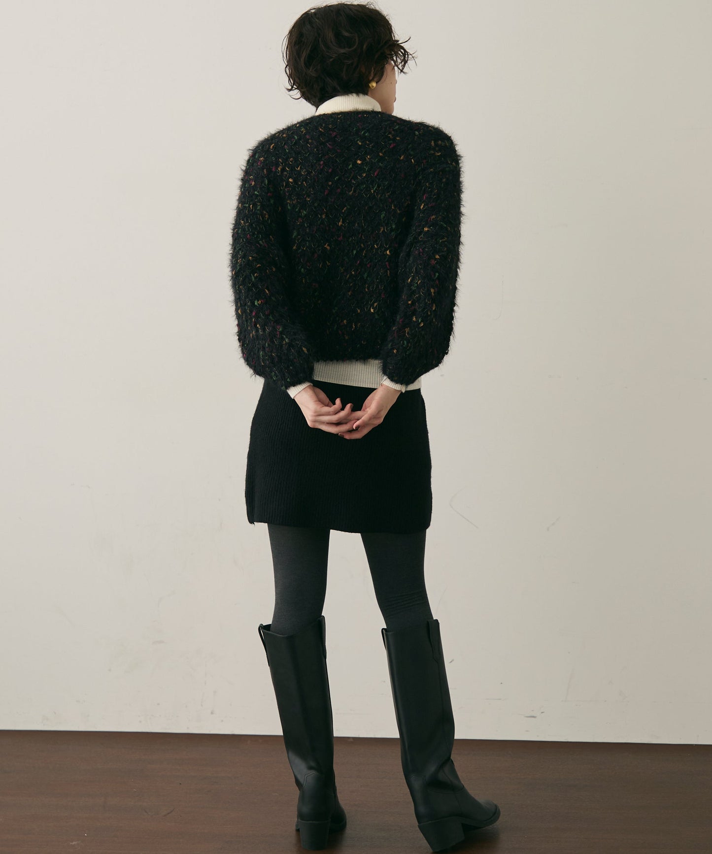 カラーネップルーズニット