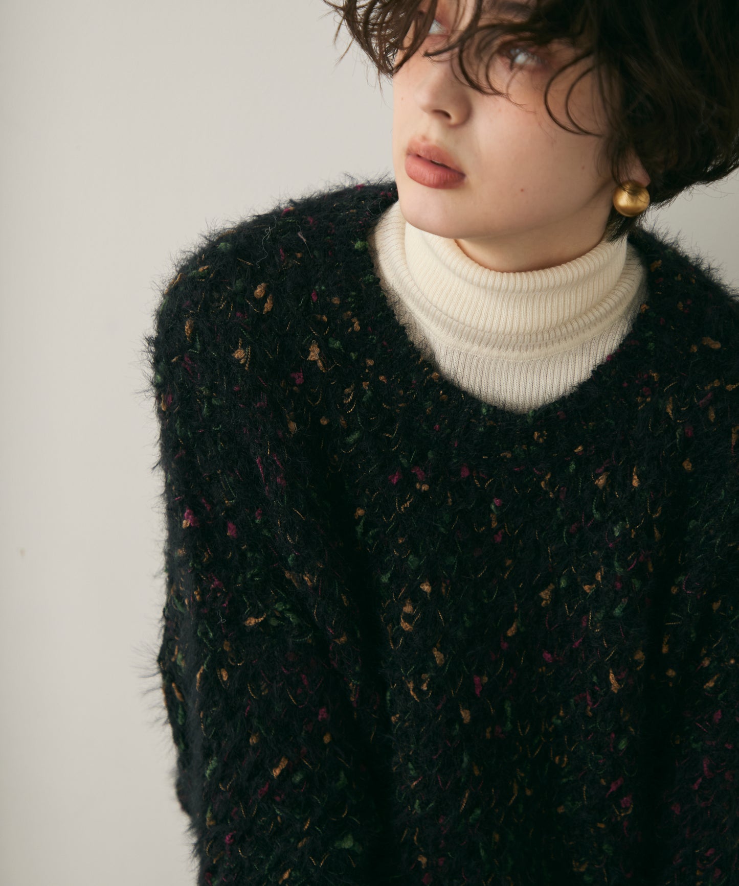 カラーネップルーズニット