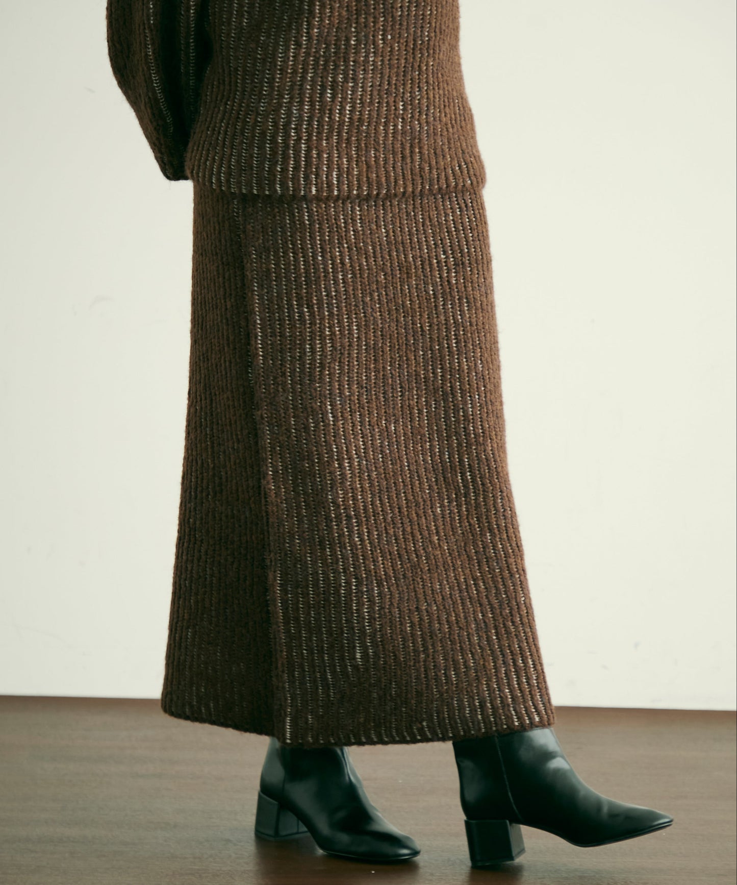 両畦ストライプアルパカタッチタイトスカート